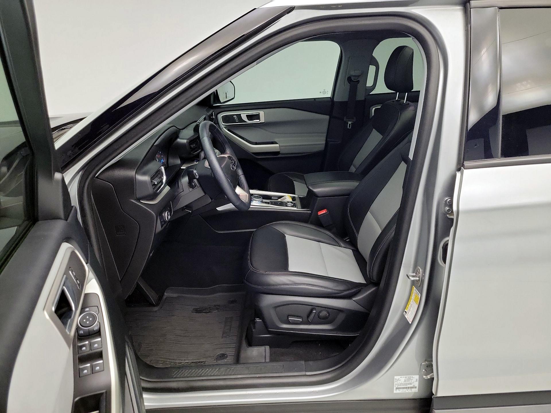 Thumbnail: 2023 Ford Explorer - 11
