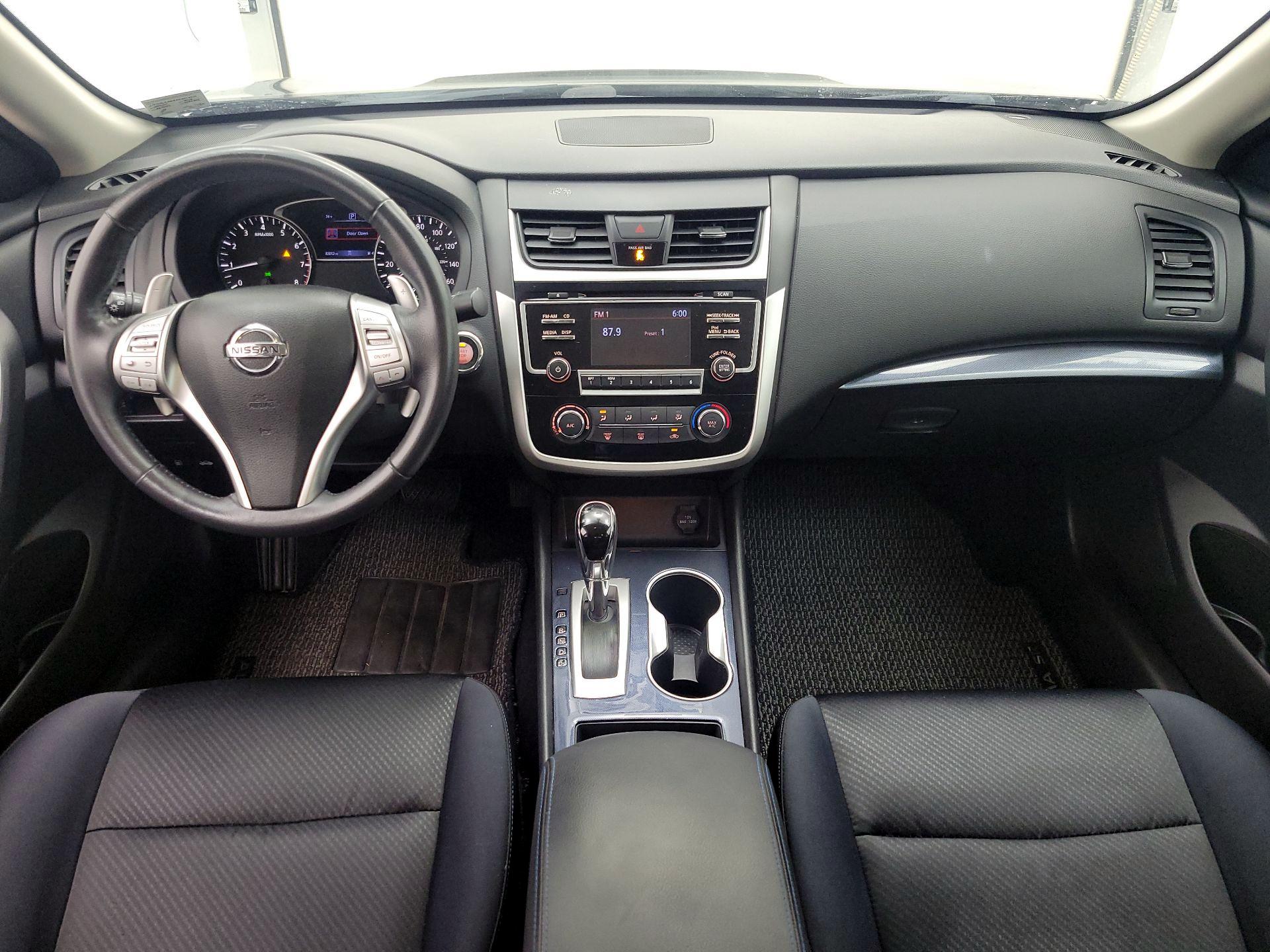 Thumbnail: 2018 Nissan Altima - 9