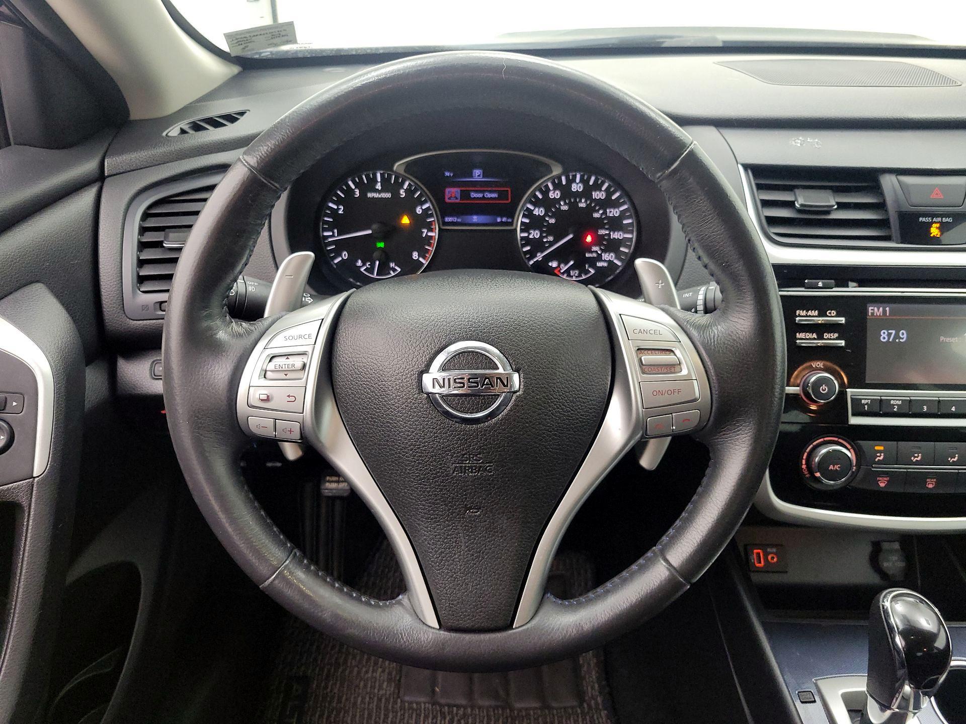 Thumbnail: 2018 Nissan Altima - 10
