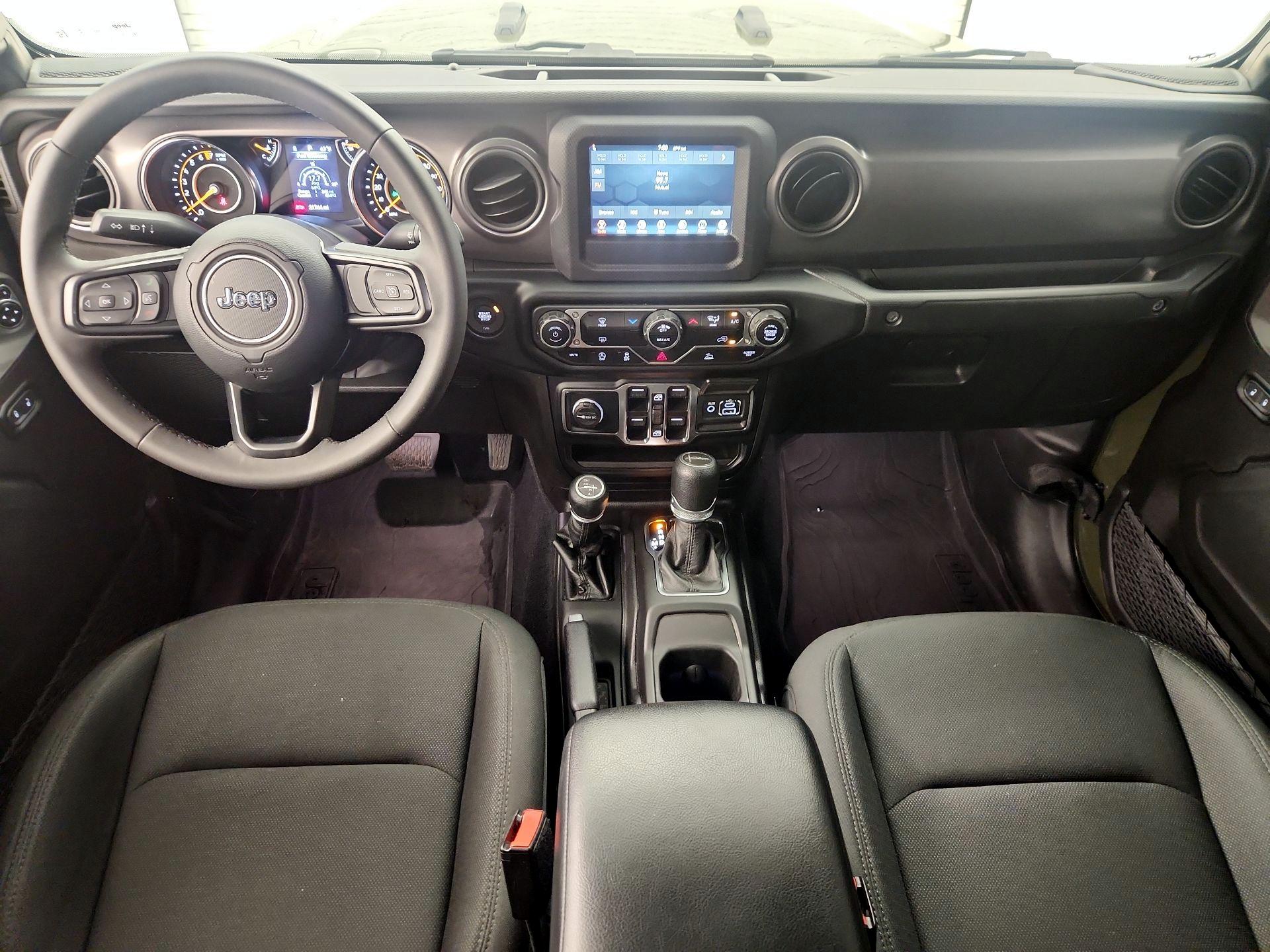 Thumbnail: 2023 Jeep Gladiator - 9