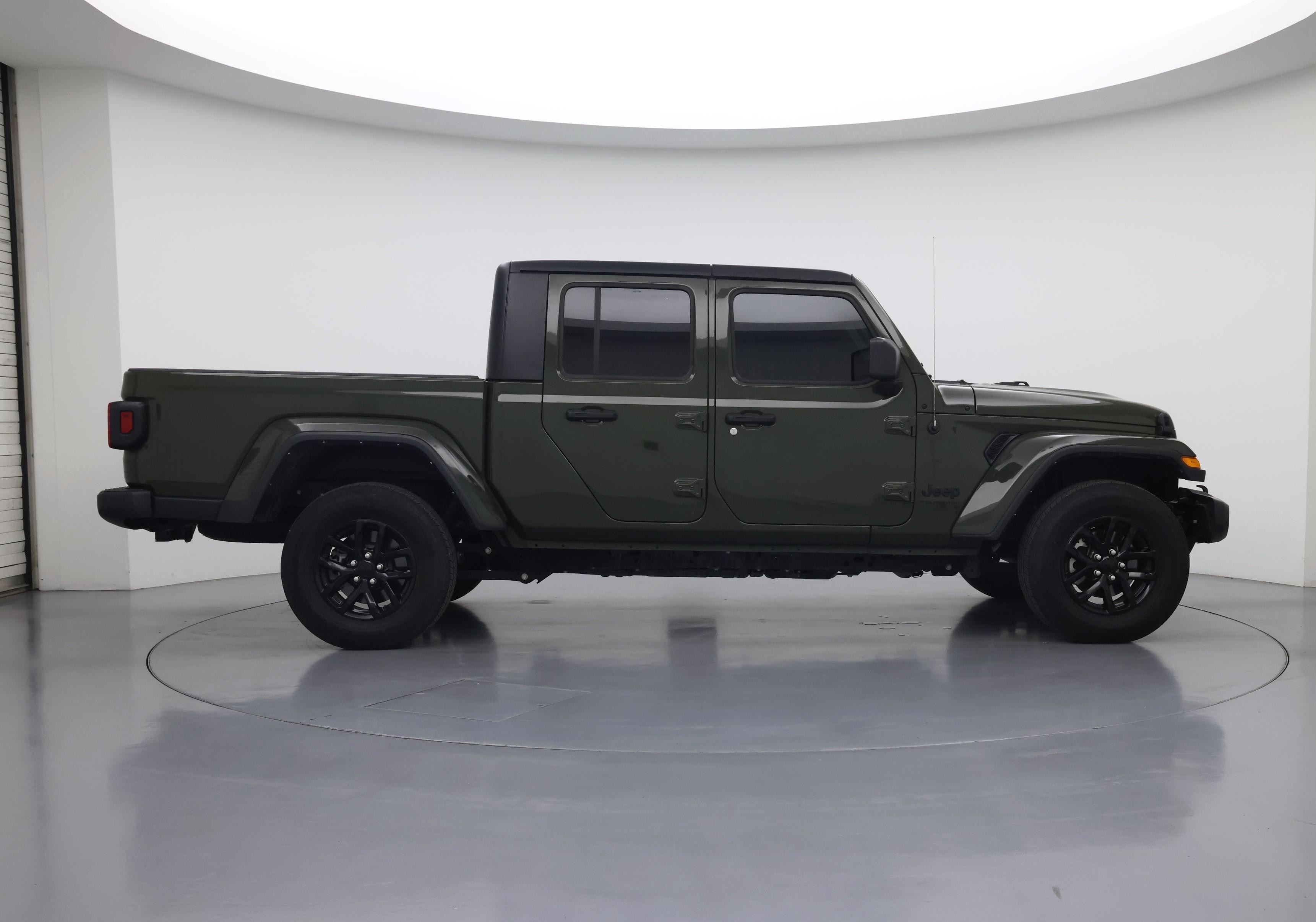 Thumbnail: 2023 Jeep Gladiator - 7