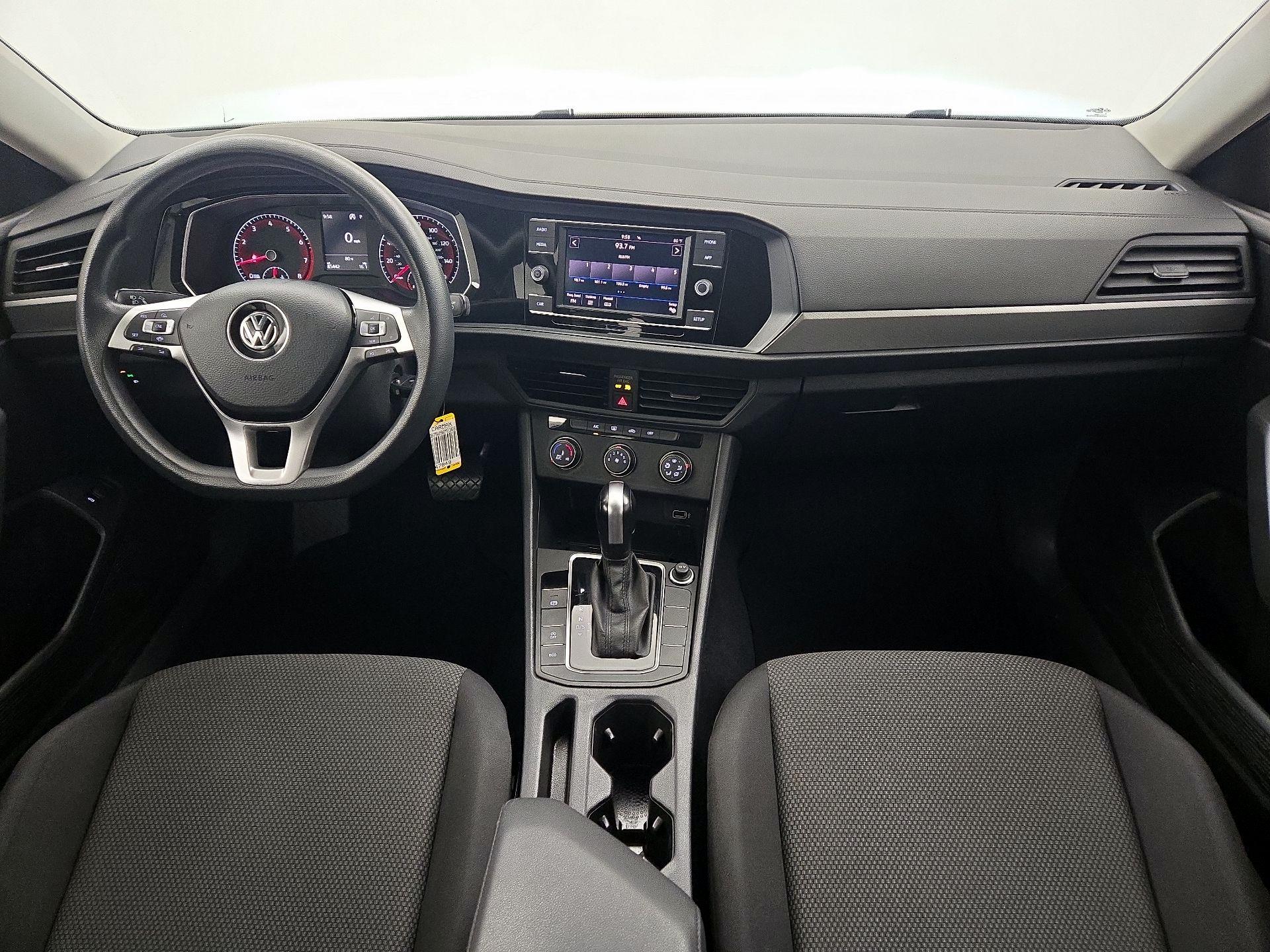 Thumbnail: 2019 Volkswagen Jetta - 9