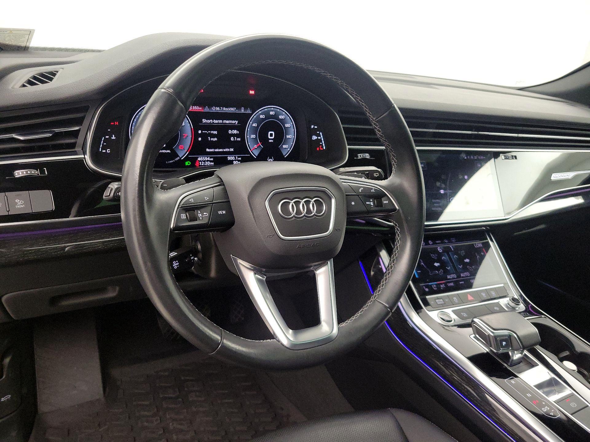 Thumbnail: 2021 Audi Q8 - 10