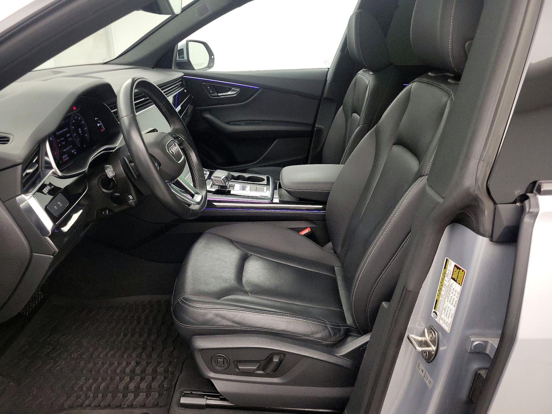 Thumbnail: 2021 Audi Q8 - 11