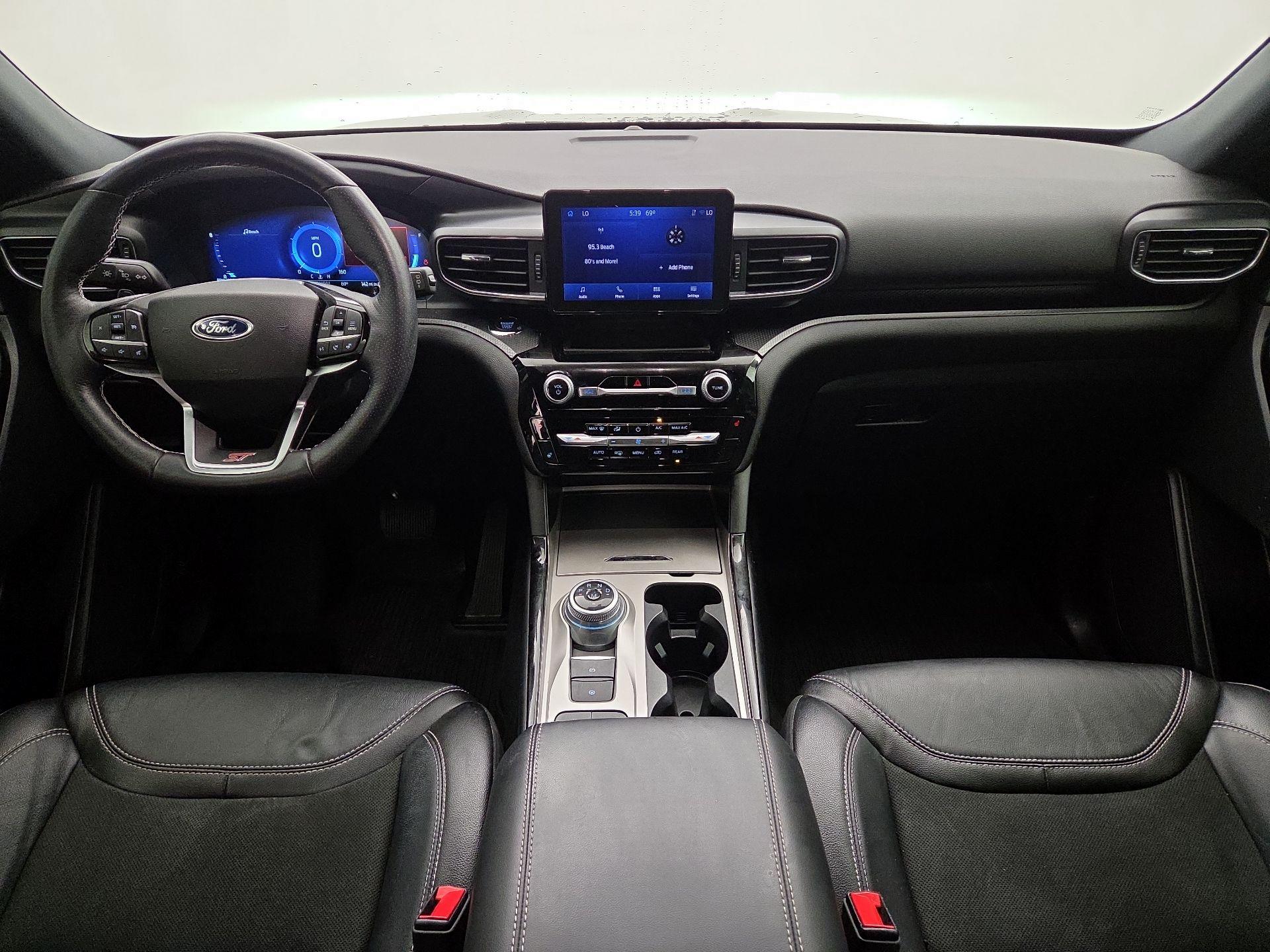 Thumbnail: 2022 Ford Explorer - 9