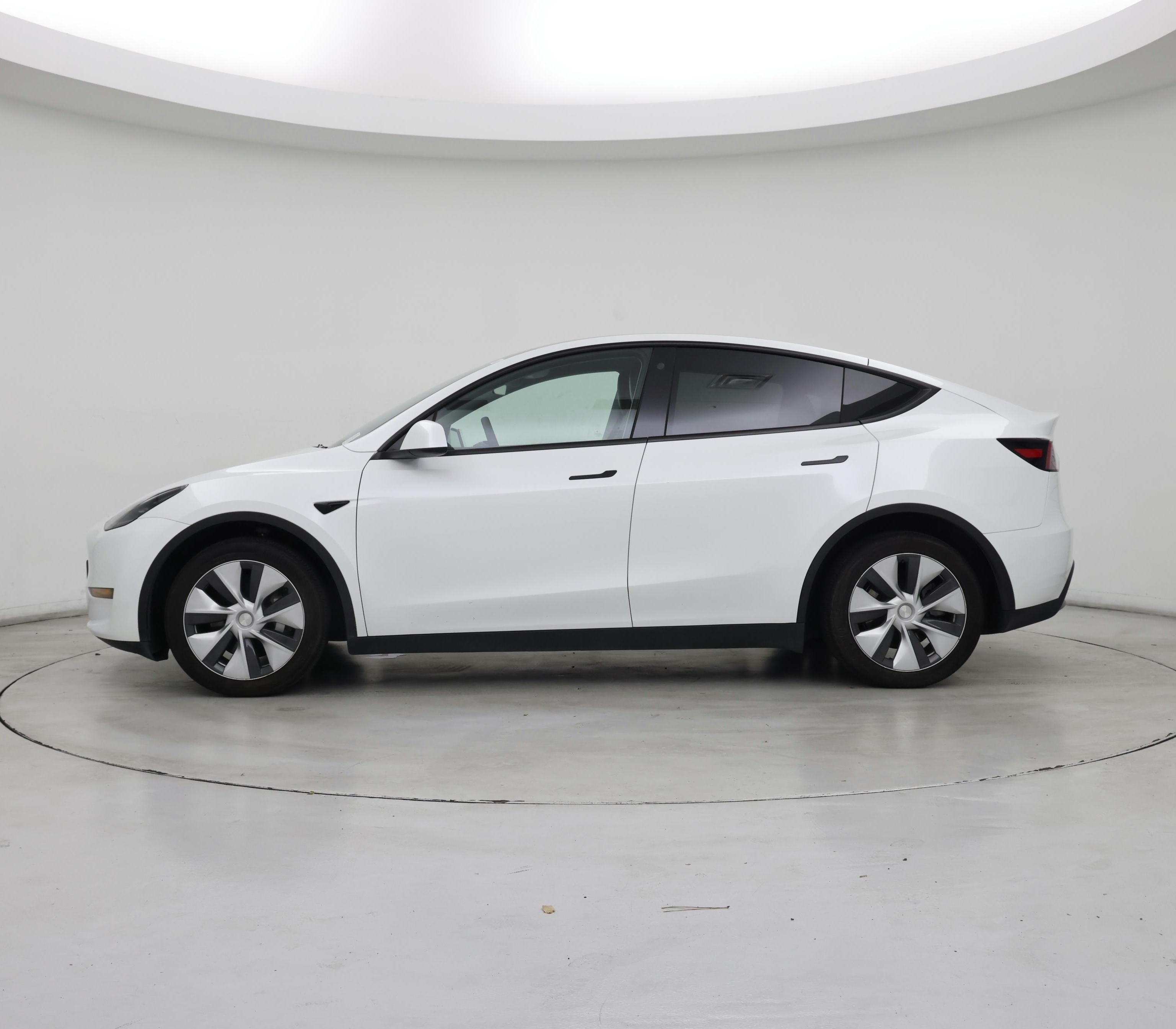 Thumbnail: 2023 Tesla Model Y - 3