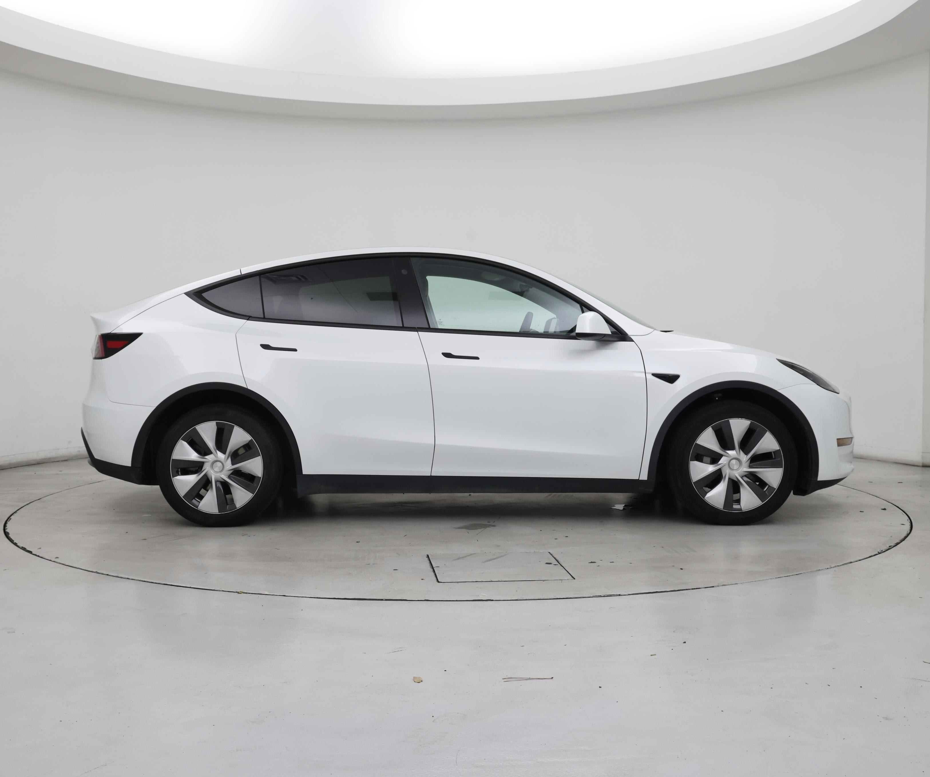 Thumbnail: 2023 Tesla Model Y - 7