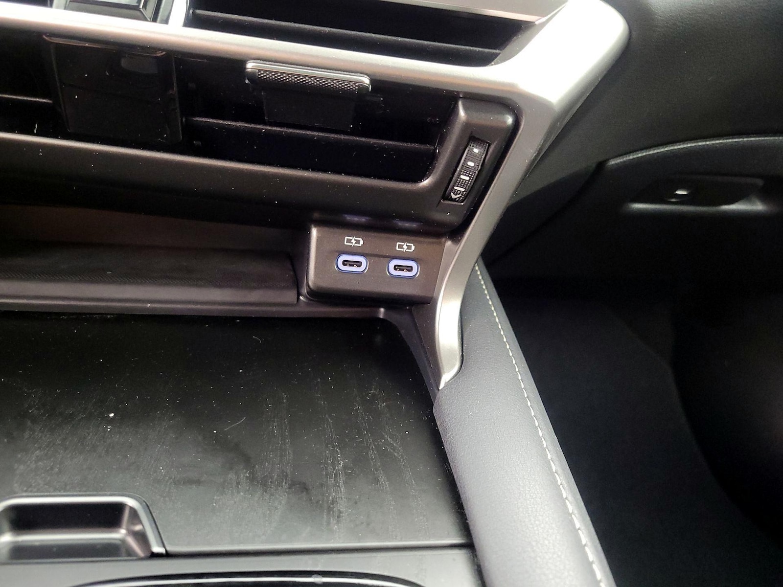 2024 Lexus RX 350 - Photo 20