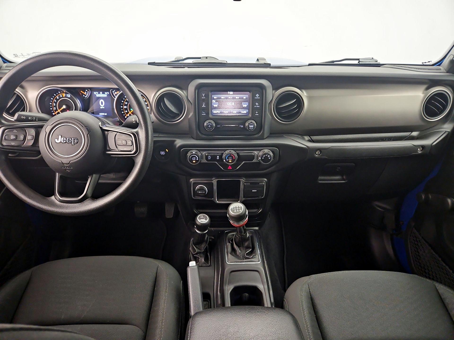 Thumbnail: 2020 Jeep Gladiator - 9