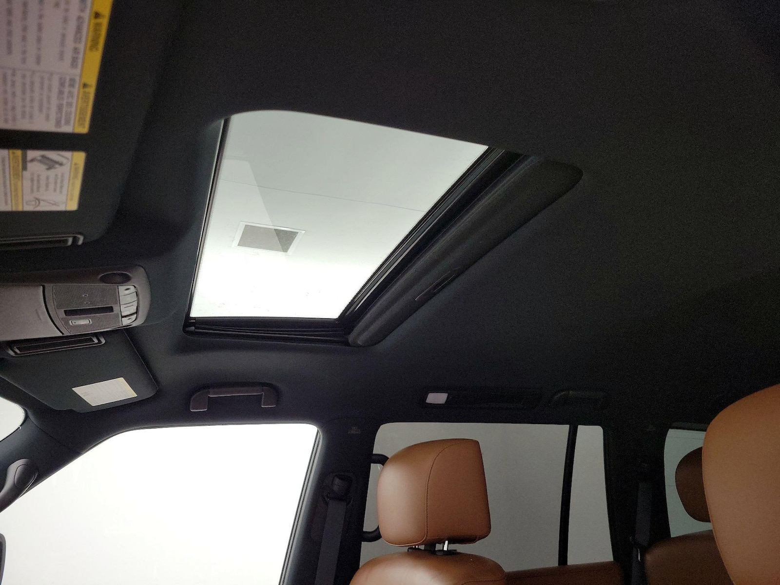 Sunroof(s) & Overhead Airbags