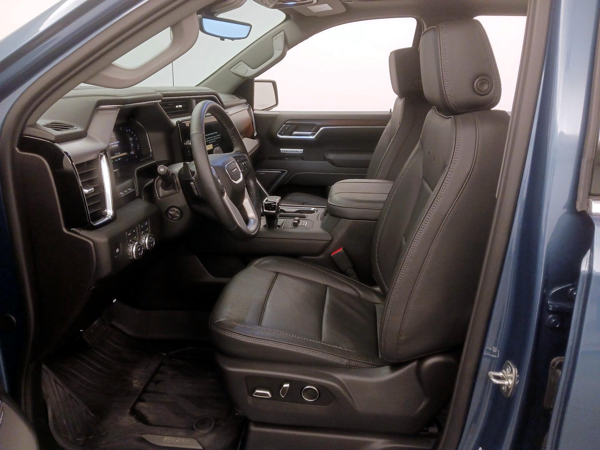 Thumbnail: 2026 GMC Sierra 1500 - 11