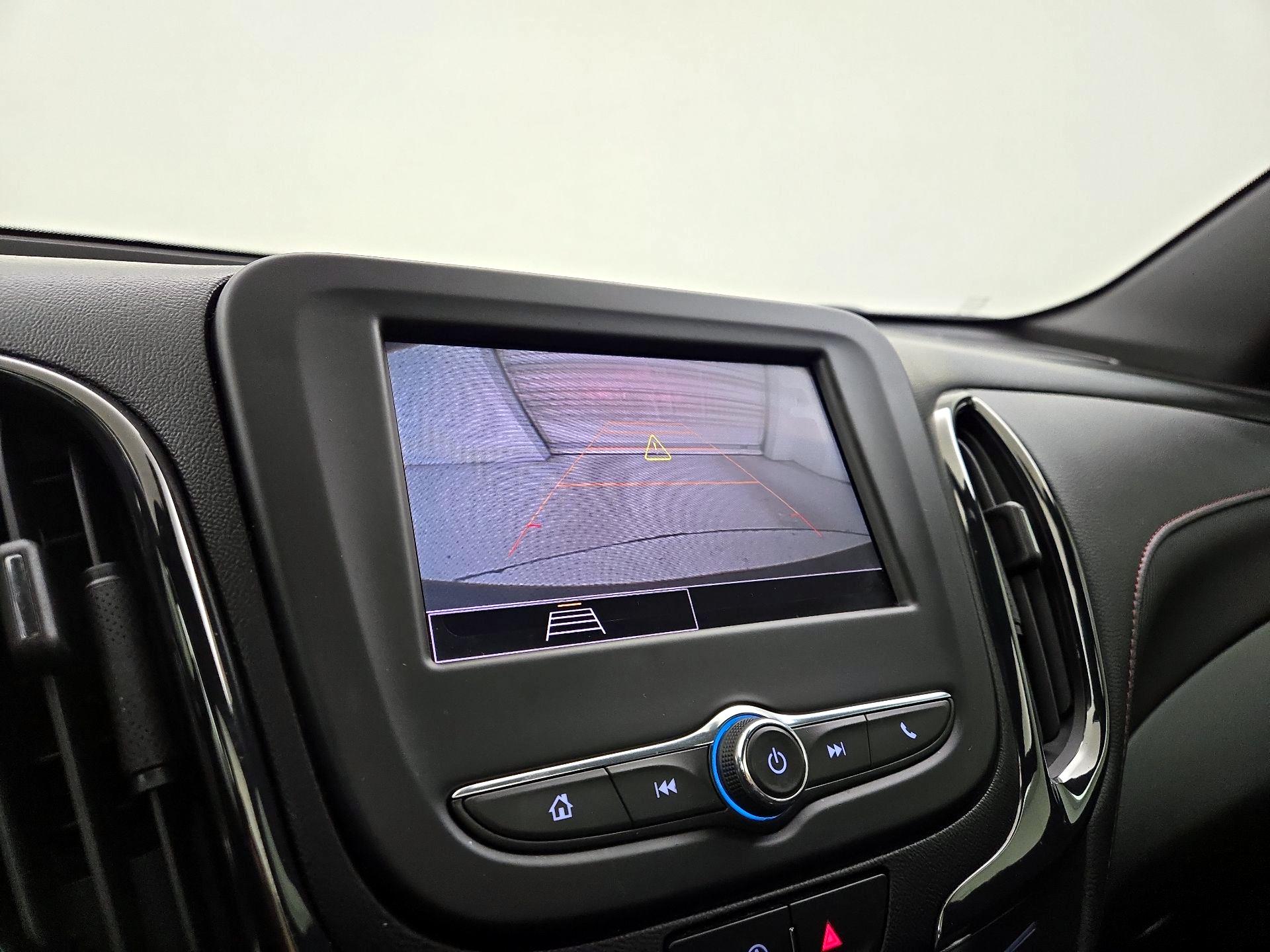 Thumbnail: 2022 Chevrolet Equinox - 14