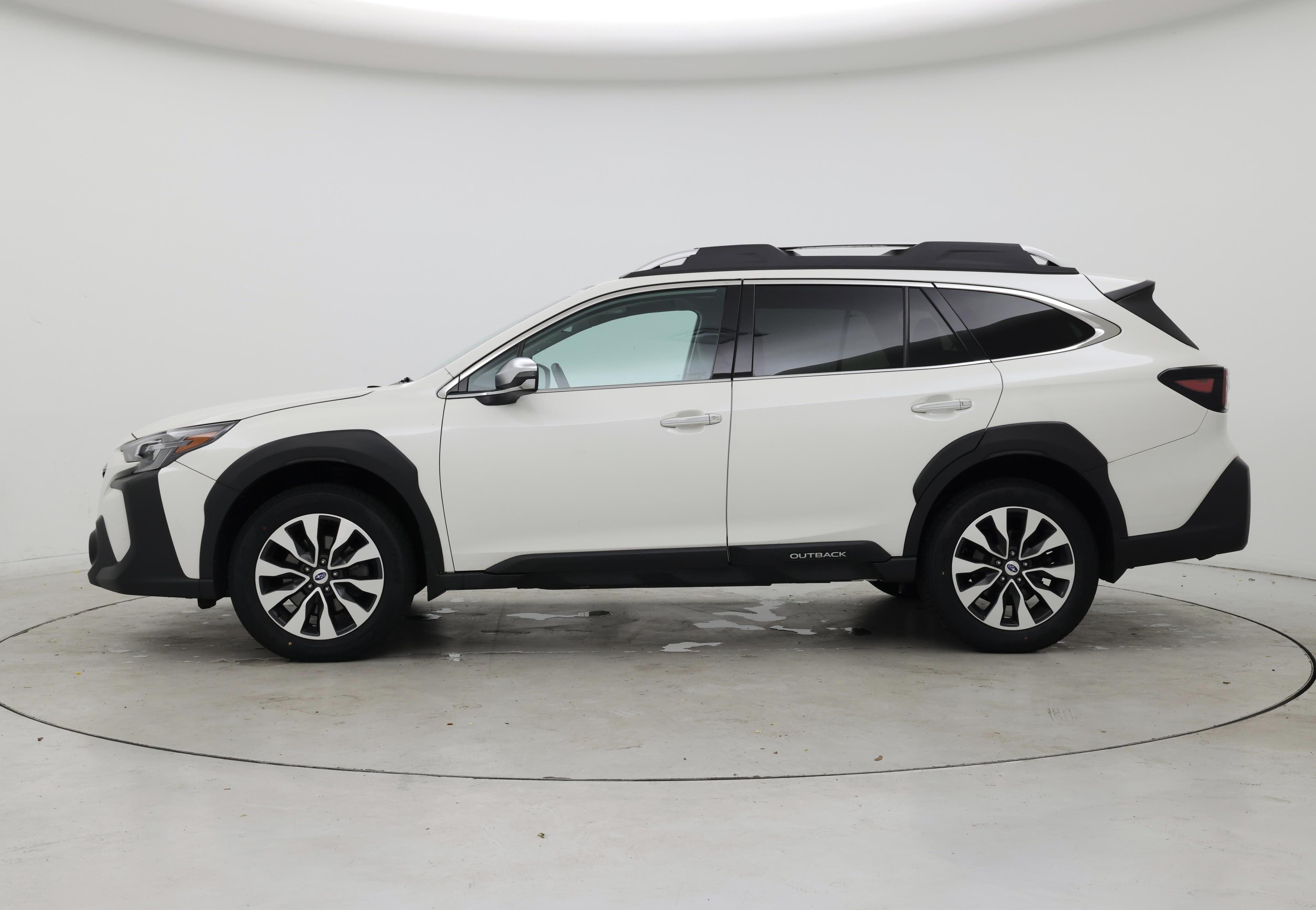 Thumbnail: 2023 Subaru Outback - 3