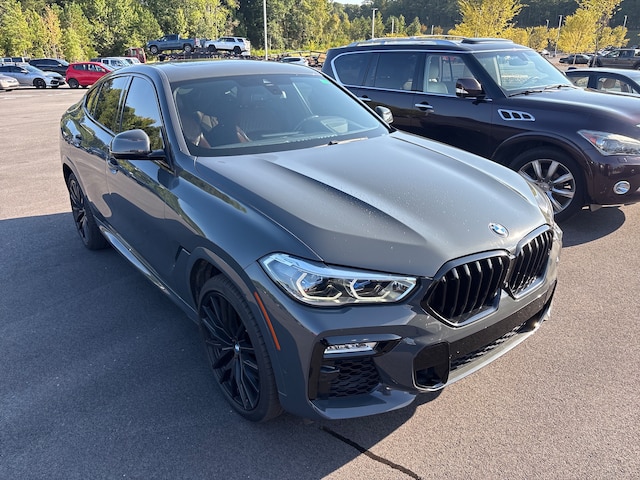 2021 BMW X6 M50i