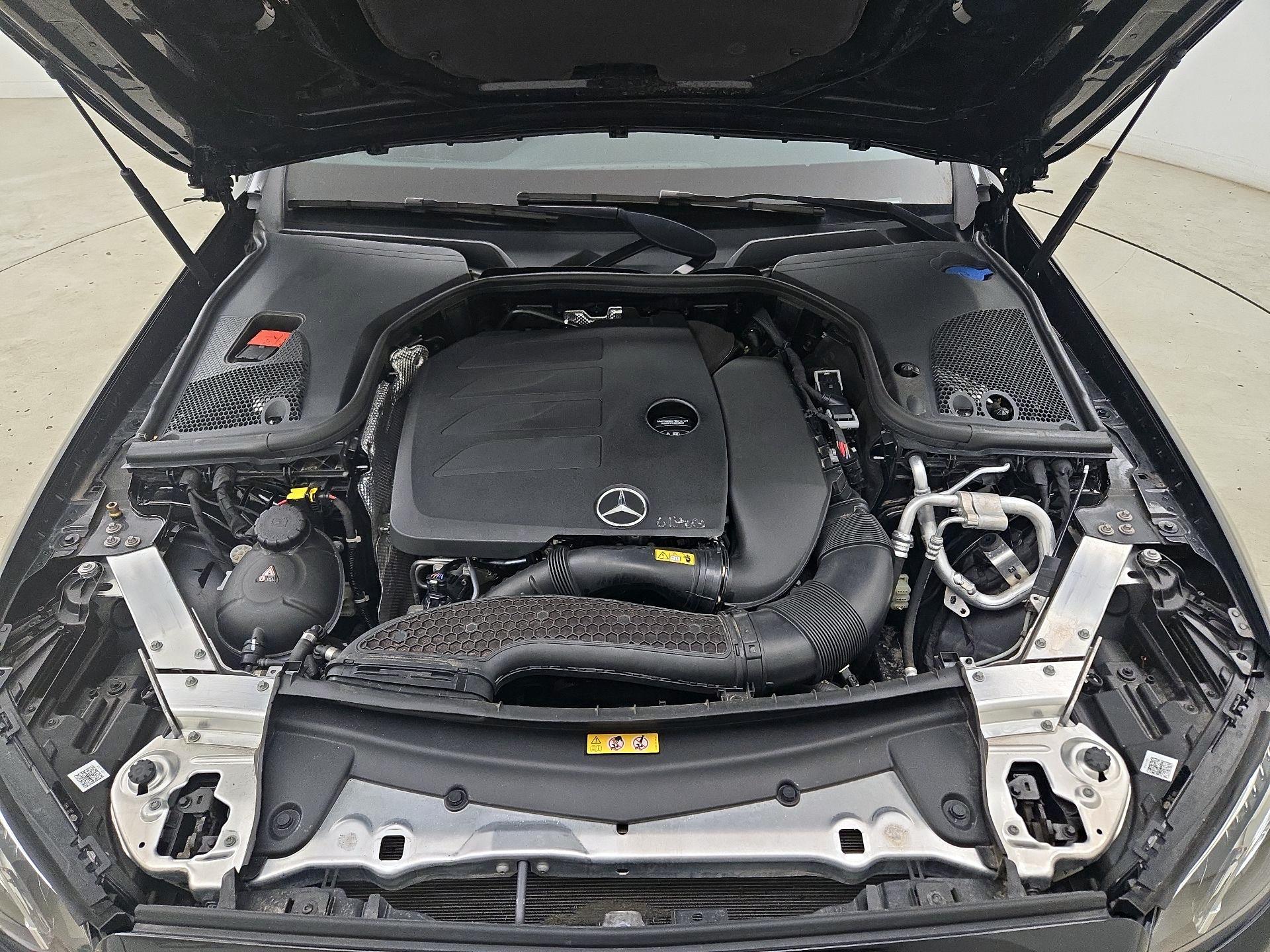 Thumbnail: 2020 Mercedes-Benz E-Class - 18