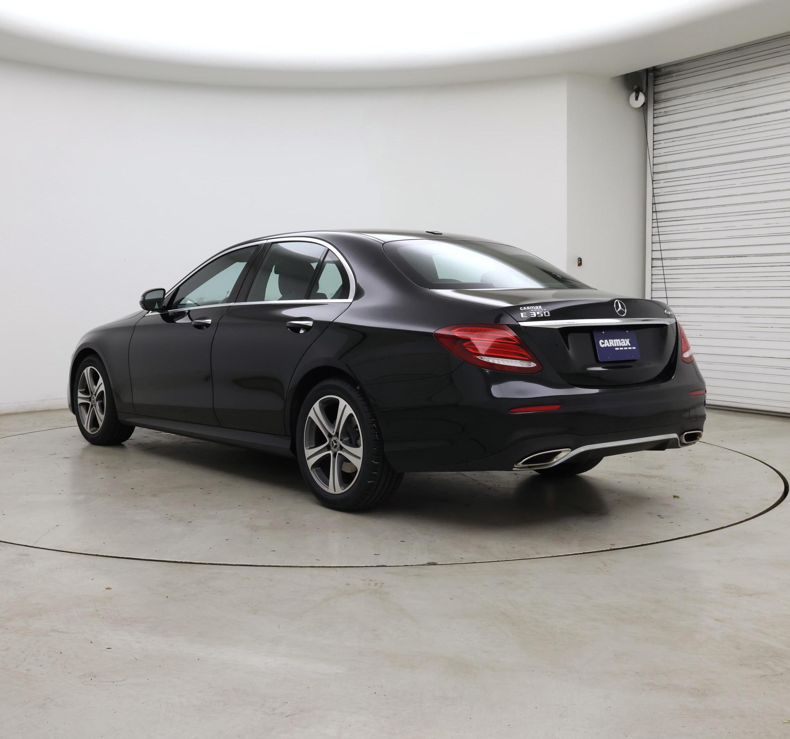 Thumbnail: 2020 Mercedes-Benz E-Class - 2