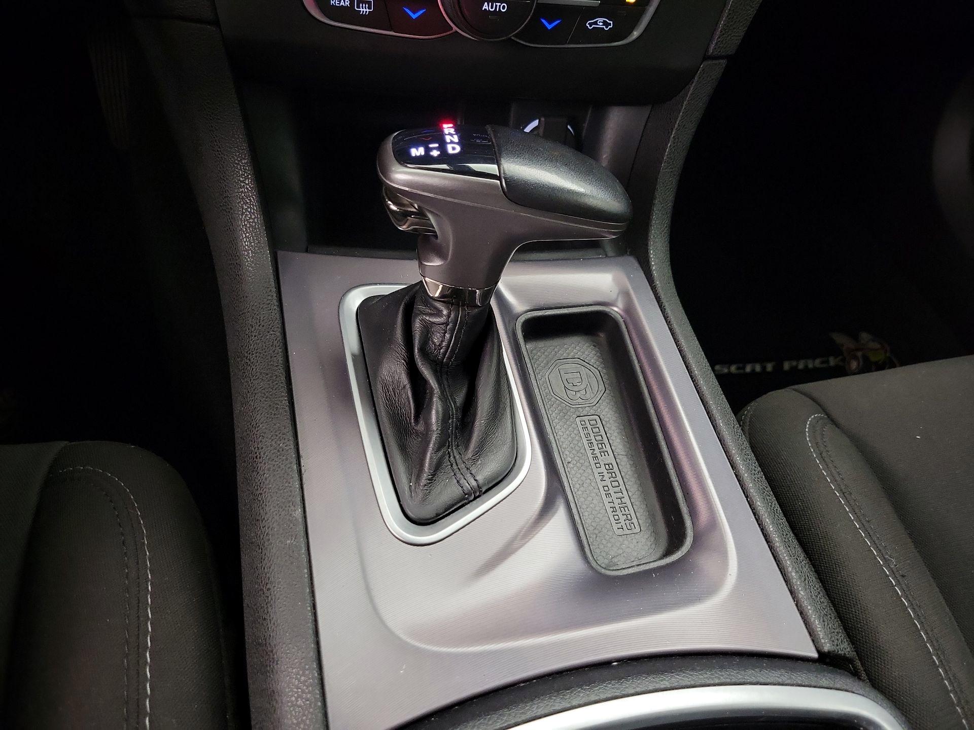 Thumbnail: 2020 Dodge Charger - 17