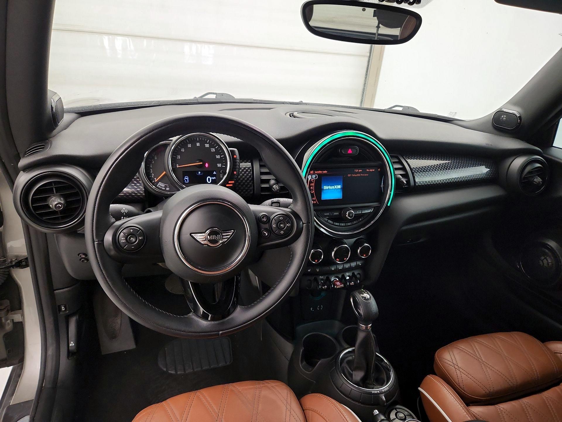 Thumbnail: 2016 MINI Cooper - 9