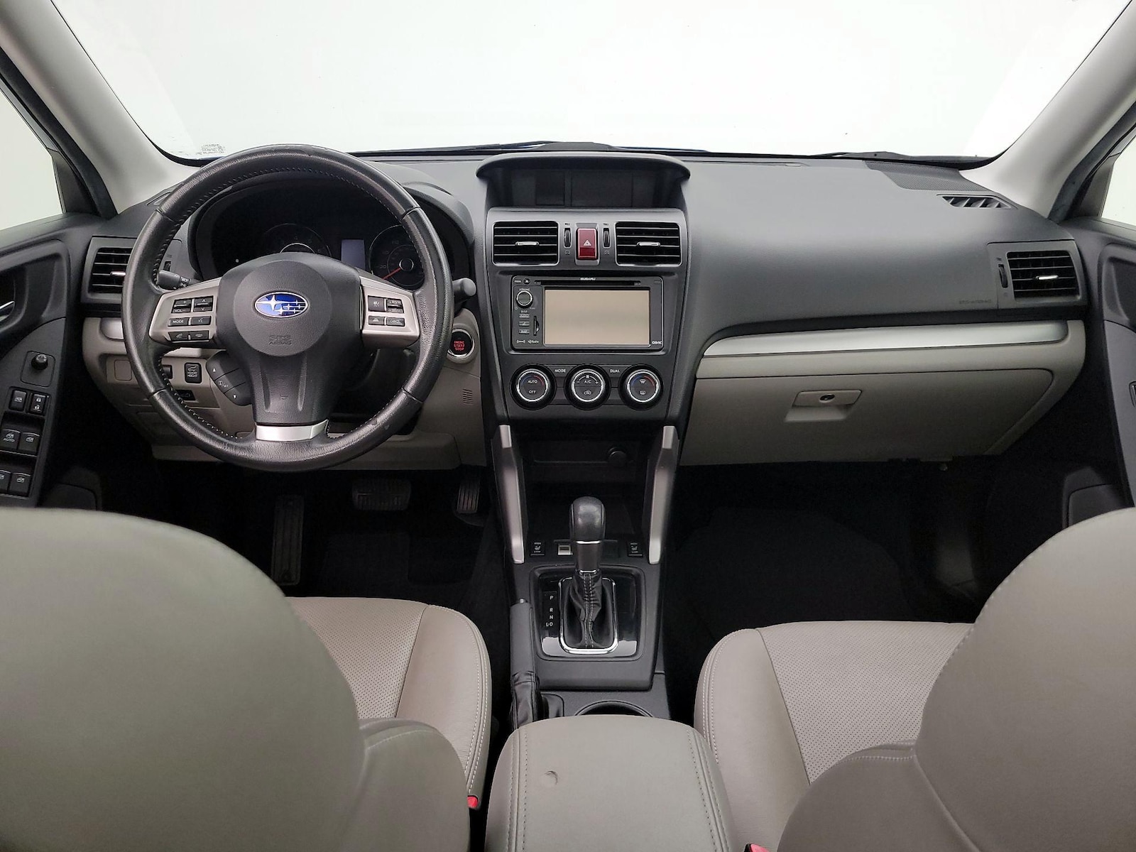 2015 Subaru Forester i Touring - Photo 10
