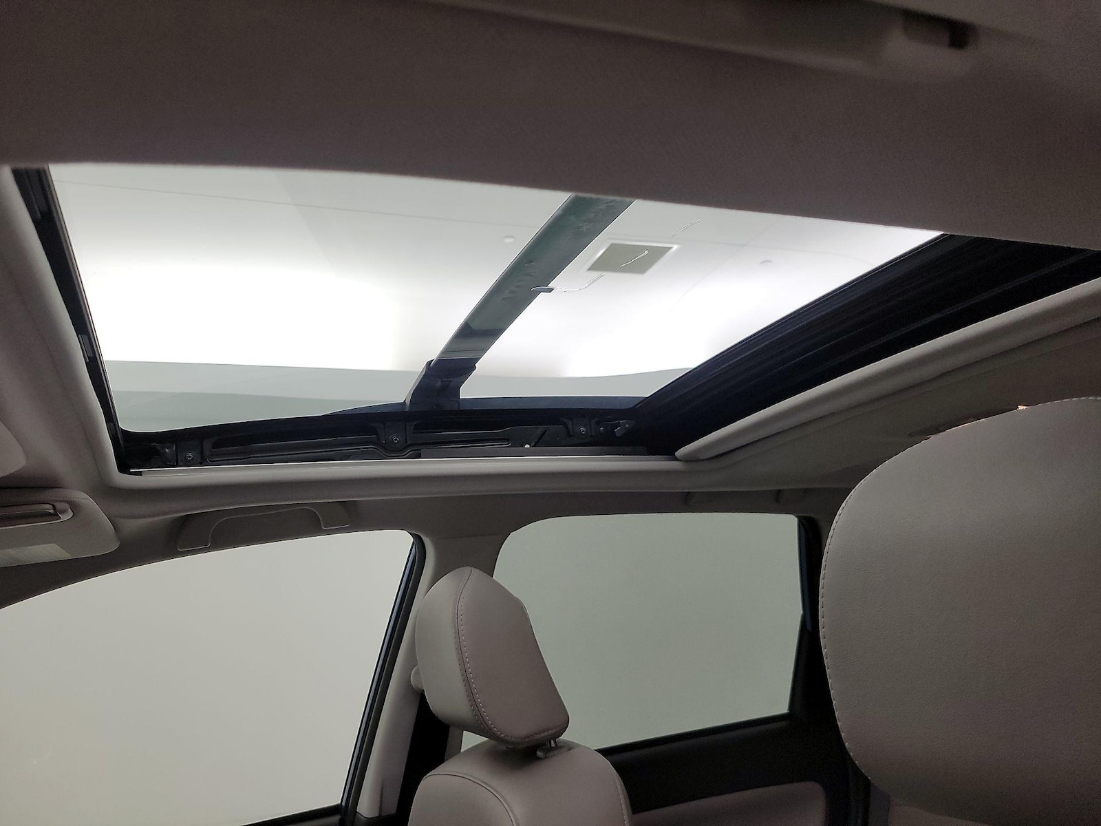 2015 Subaru Forester i Touring - Photo 21
