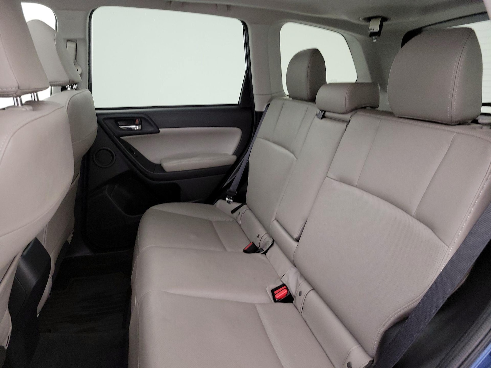 2015 Subaru Forester i Touring - Photo 22