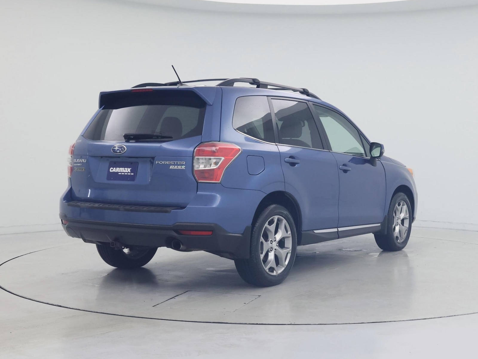 2015 Subaru Forester i Touring - Photo 9
