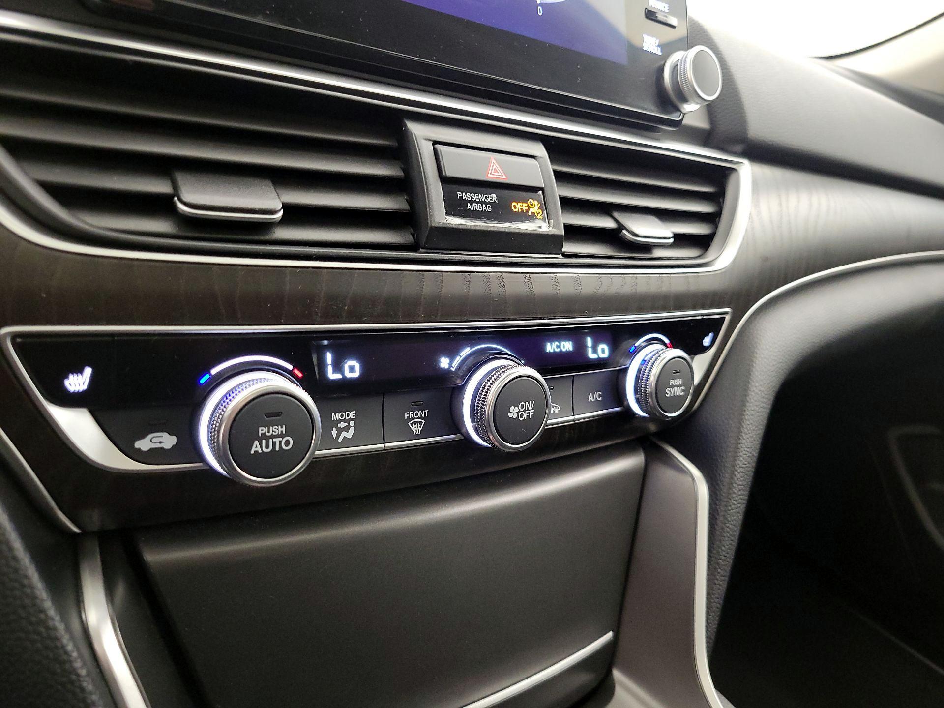 Thumbnail: 2019 Honda Accord - 16