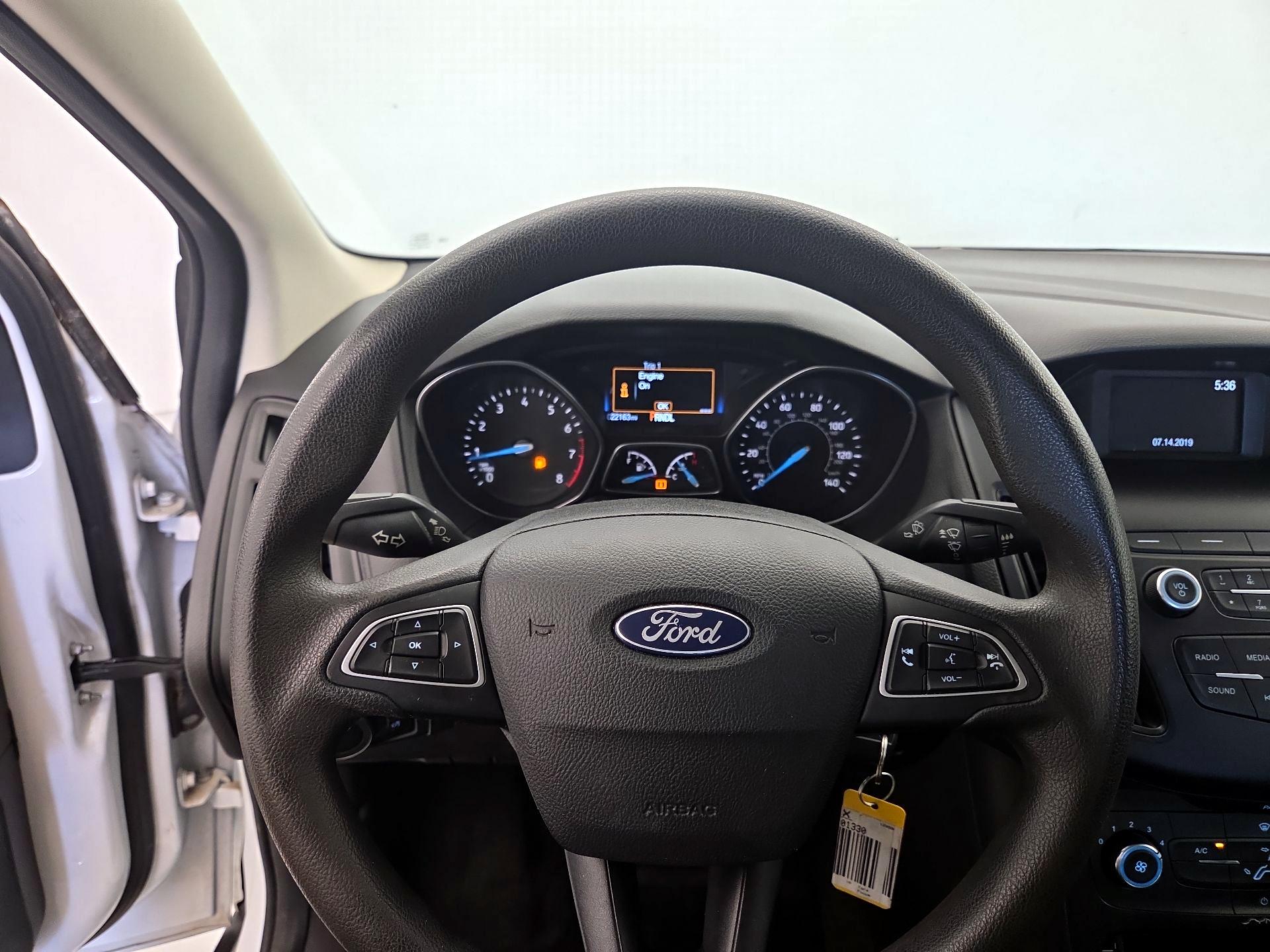 Thumbnail: 2018 Ford Focus - 10
