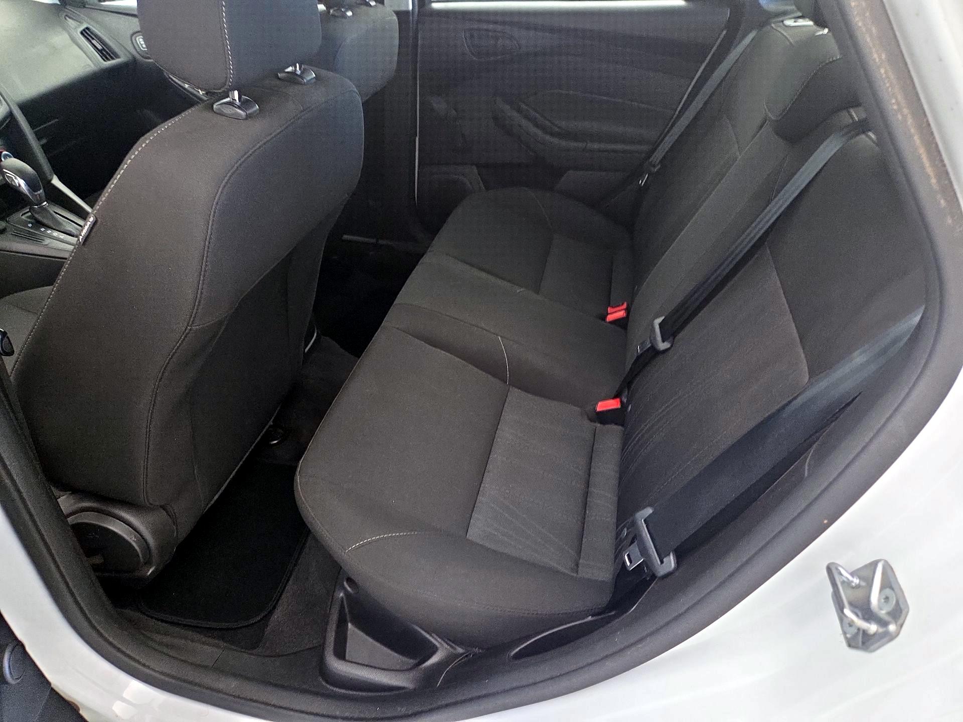 Thumbnail: 2018 Ford Focus - 19