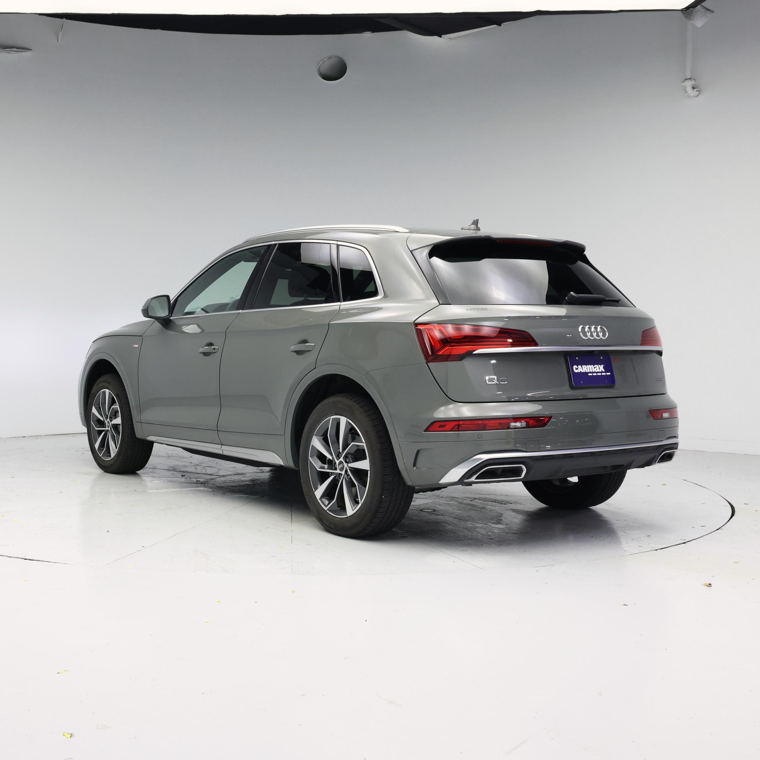 Thumbnail: 2023 Audi Q5 - 2
