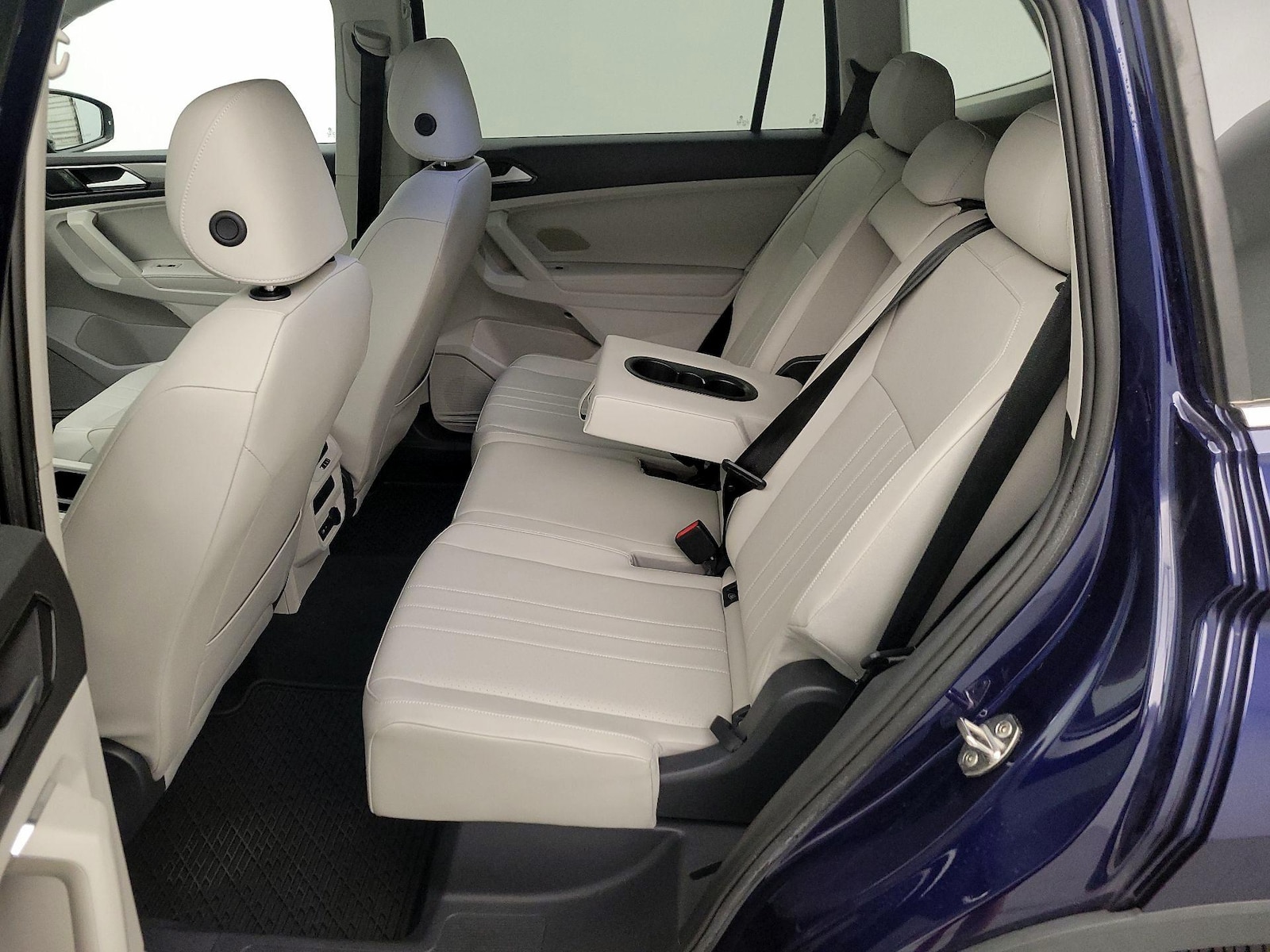 2022 Volkswagen Tiguan SE - Photo 20