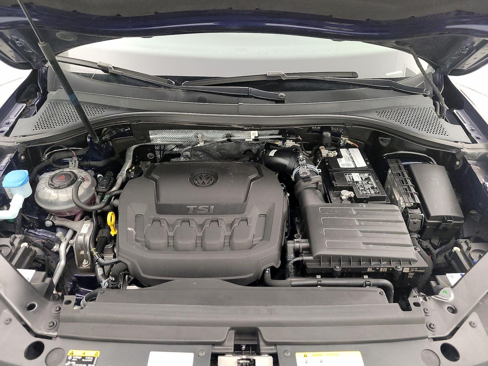 2022 Volkswagen Tiguan SE - Photo 24