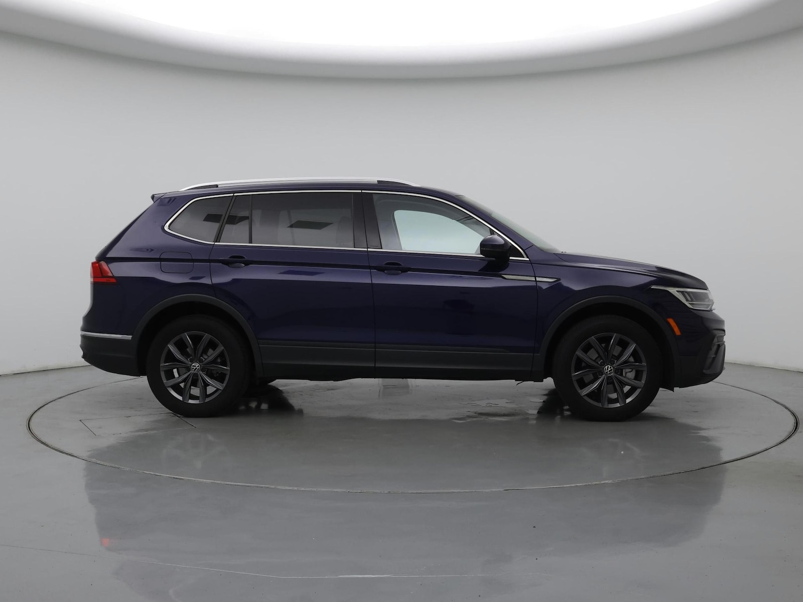 2022 Volkswagen Tiguan SE - Photo 8