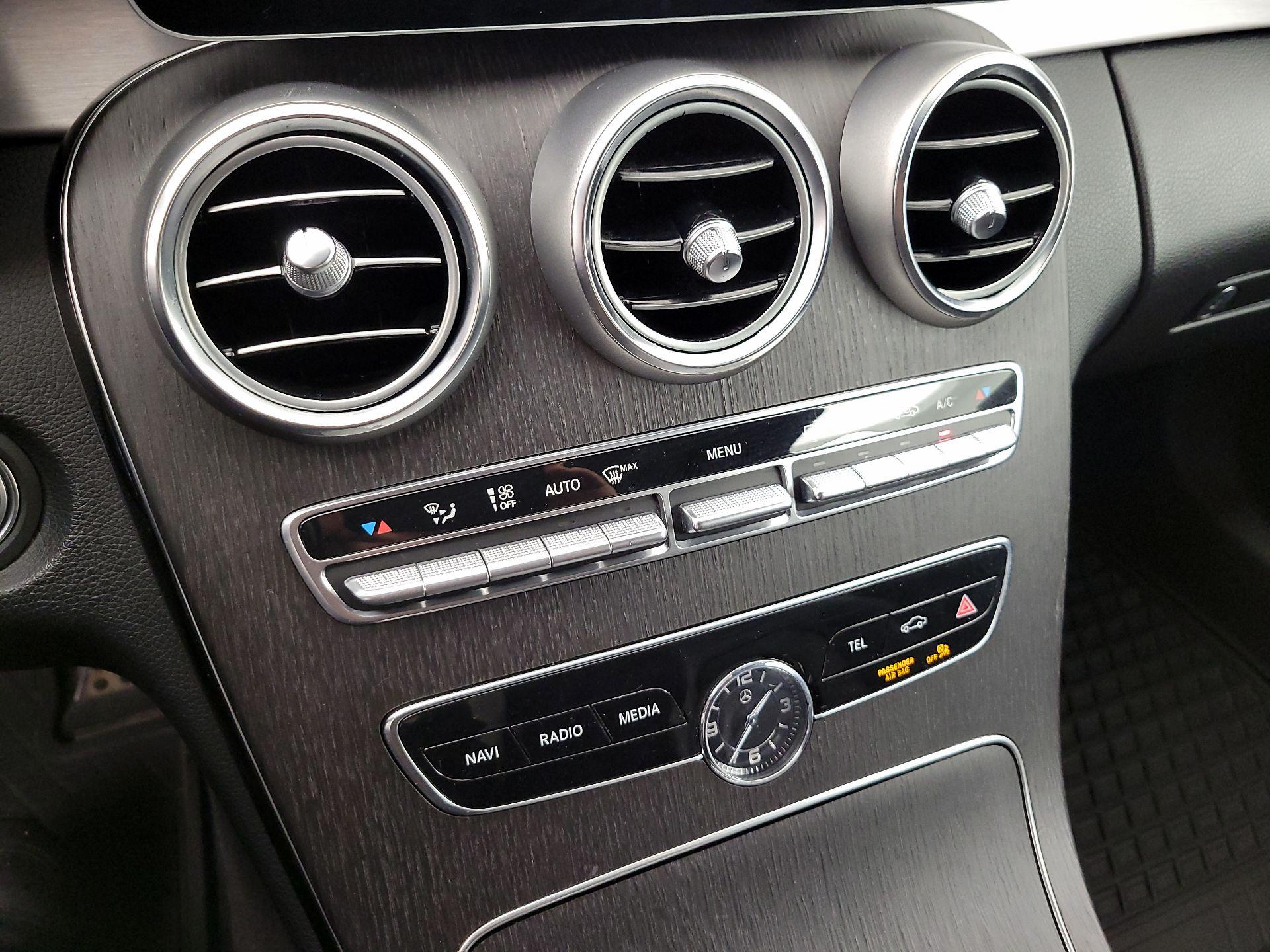 Thumbnail: 2019 Mercedes-Benz C-Class - 17