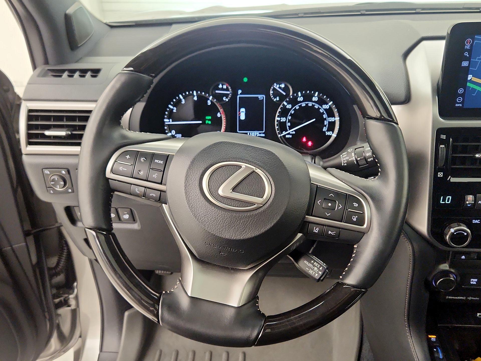 Thumbnail: 2022 Lexus GX - 10