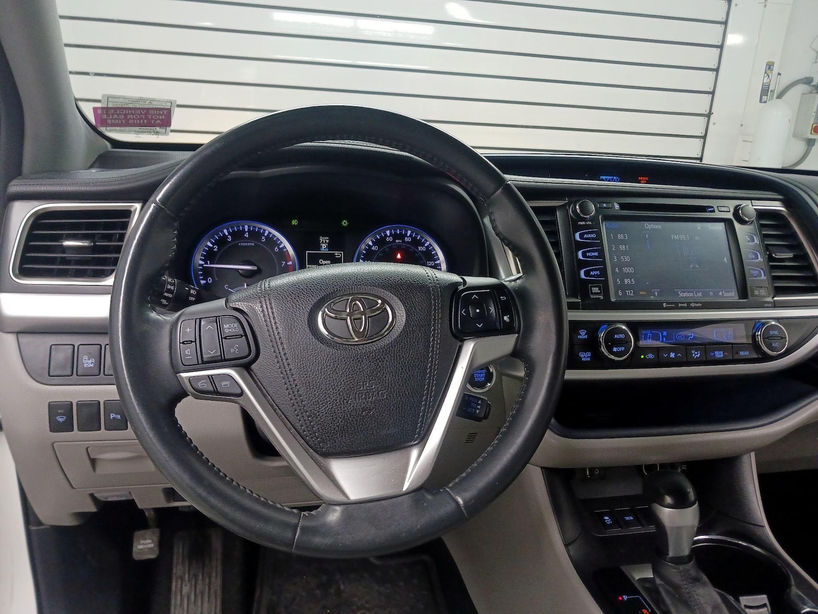 2016 Toyota Highlander Limited - Photo 11