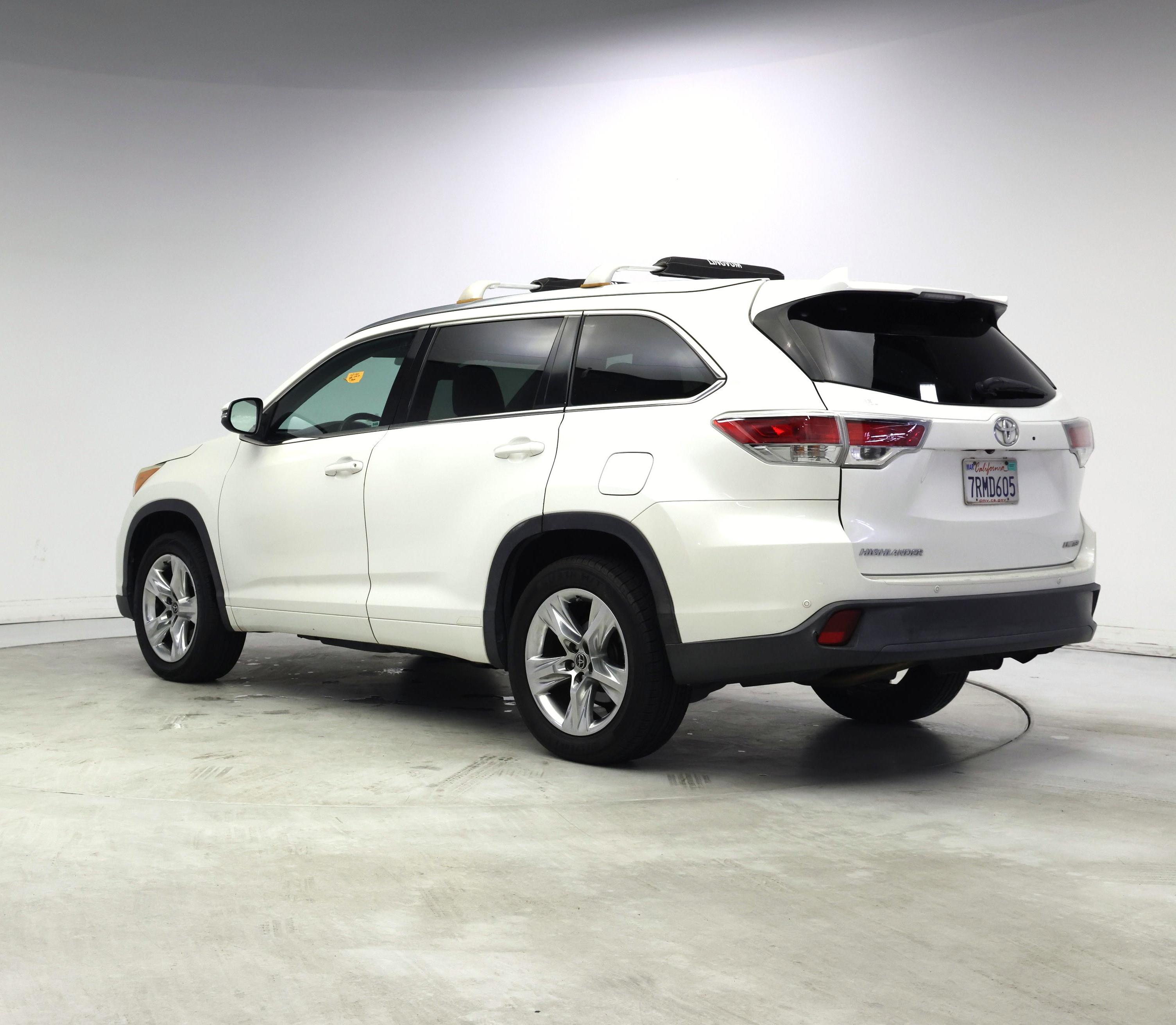 Thumbnail: 2016 Toyota Highlander - 2