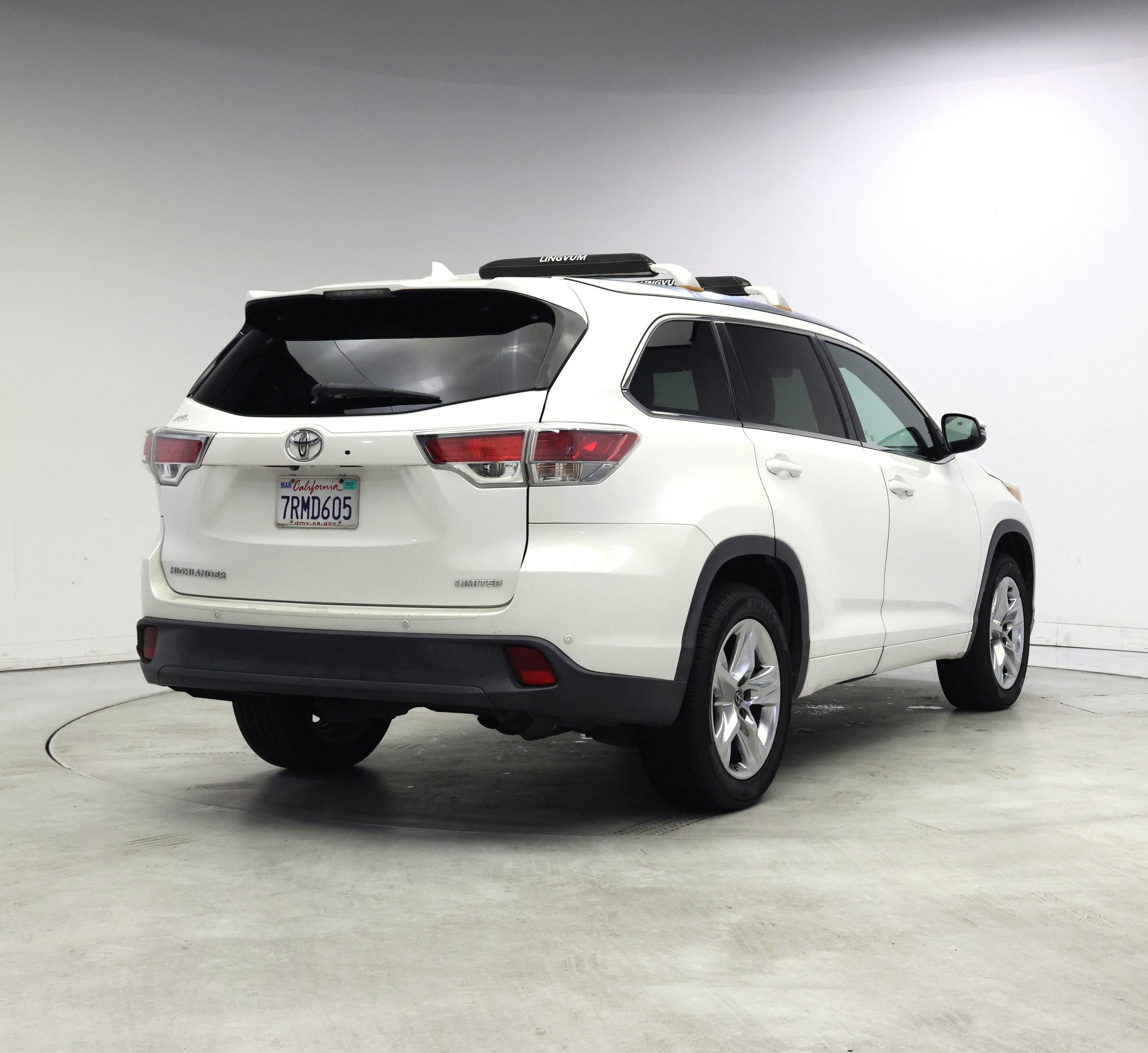 Thumbnail: 2016 Toyota Highlander - 8