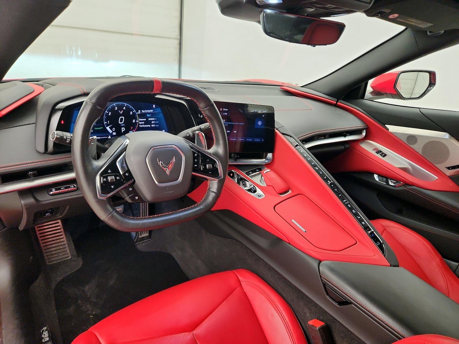 2024 Chevrolet Corvette 2LT - Photo 10