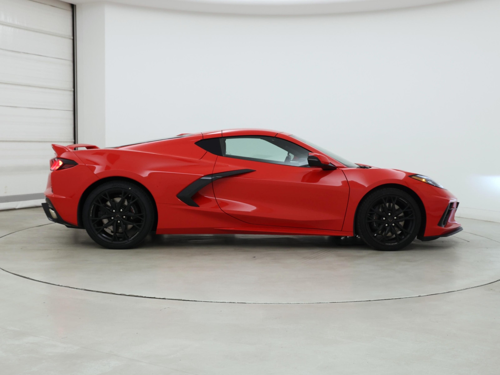 2024 Chevrolet Corvette 2LT - Photo 8