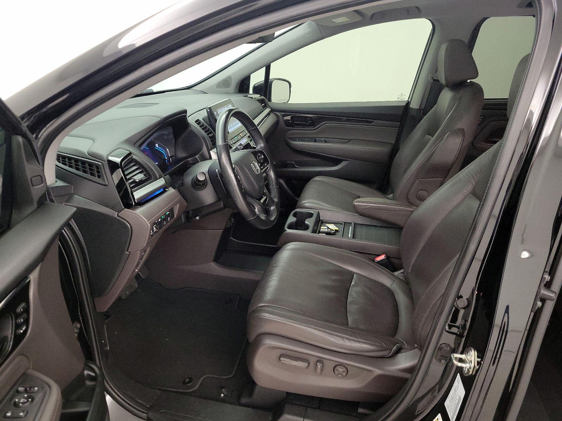 Thumbnail: 2019 Honda Odyssey - 11