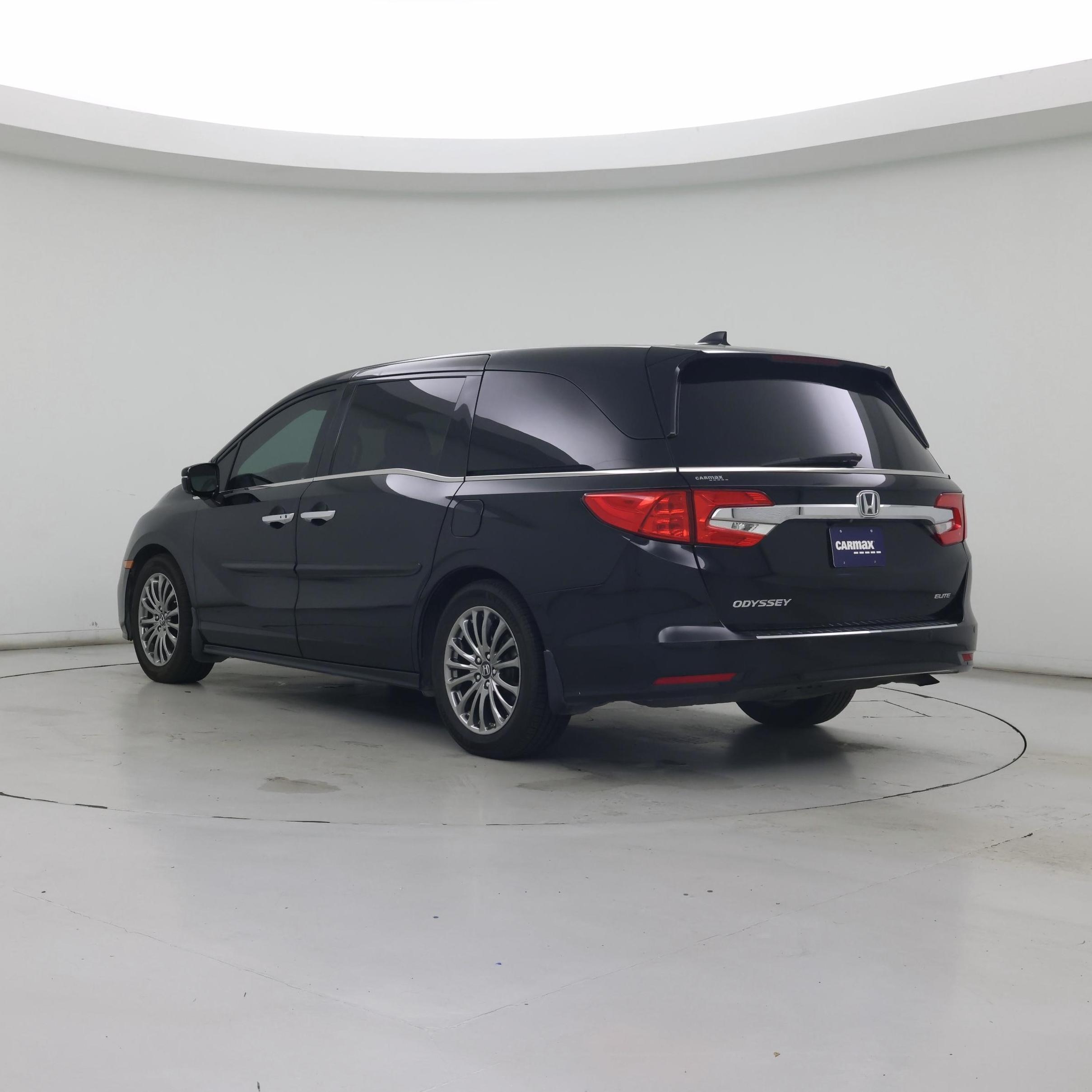 Thumbnail: 2019 Honda Odyssey - 2