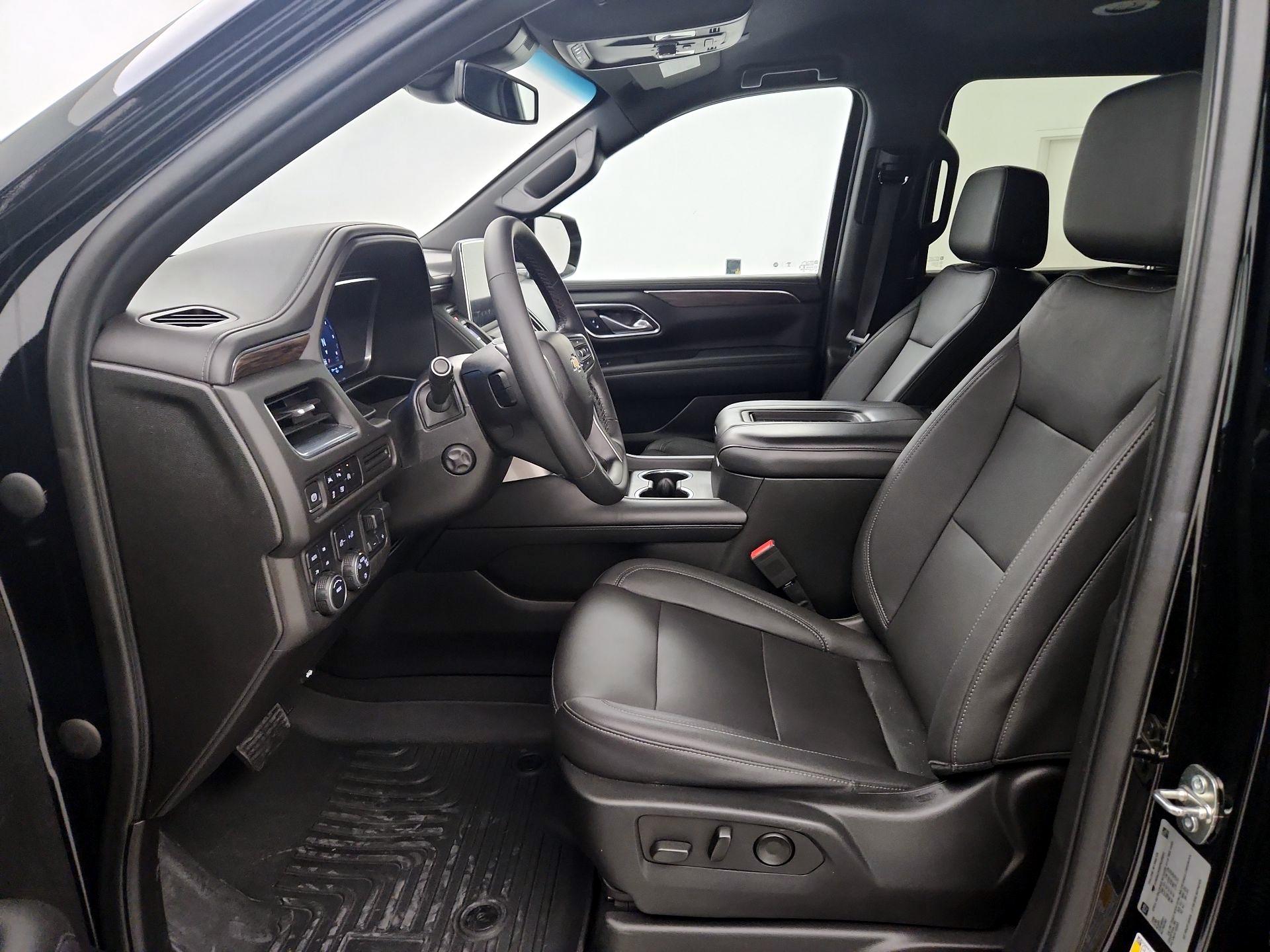 Thumbnail: 2023 Chevrolet Suburban - 11