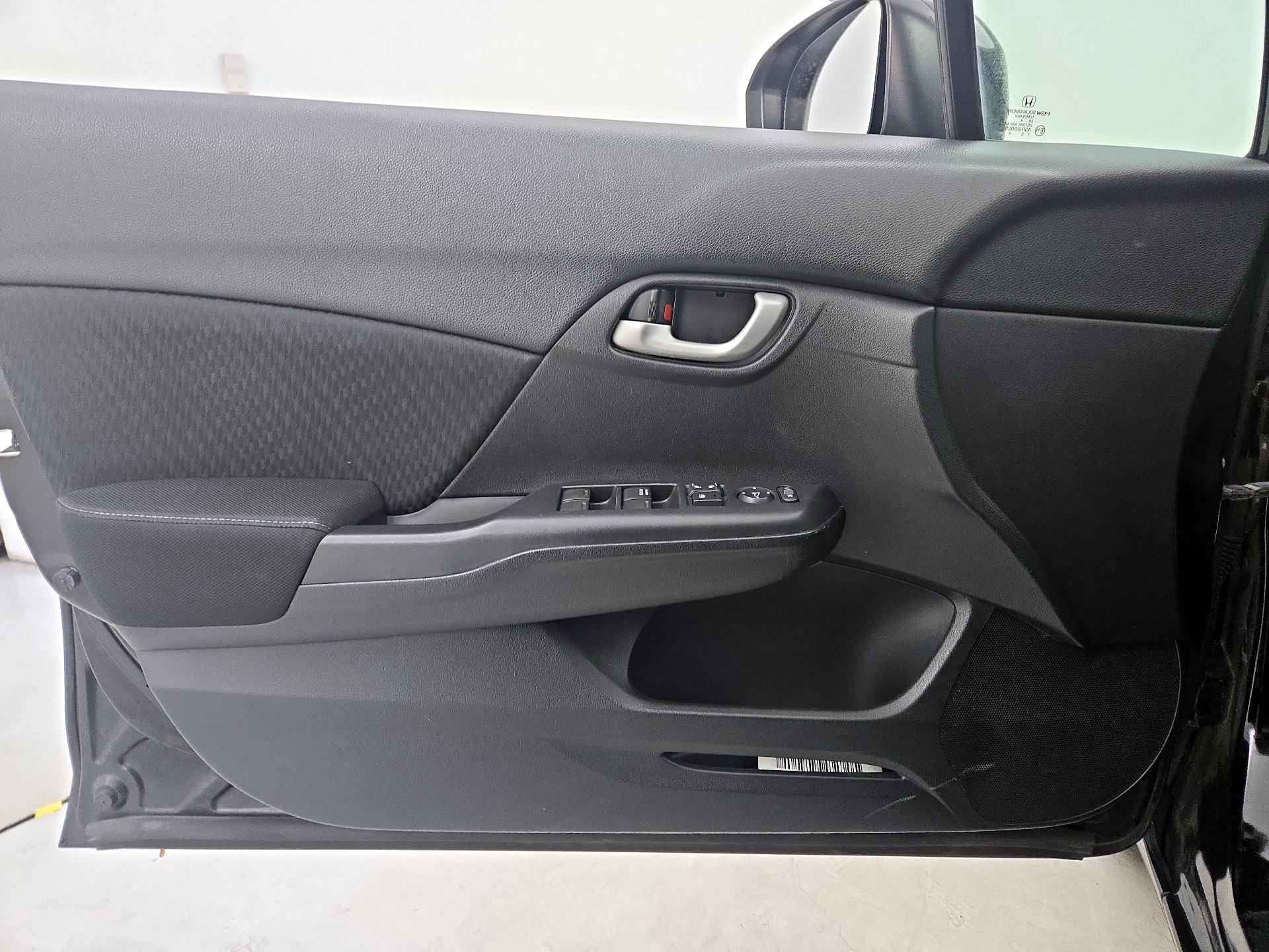 Thumbnail: 2015 Honda Civic - 12