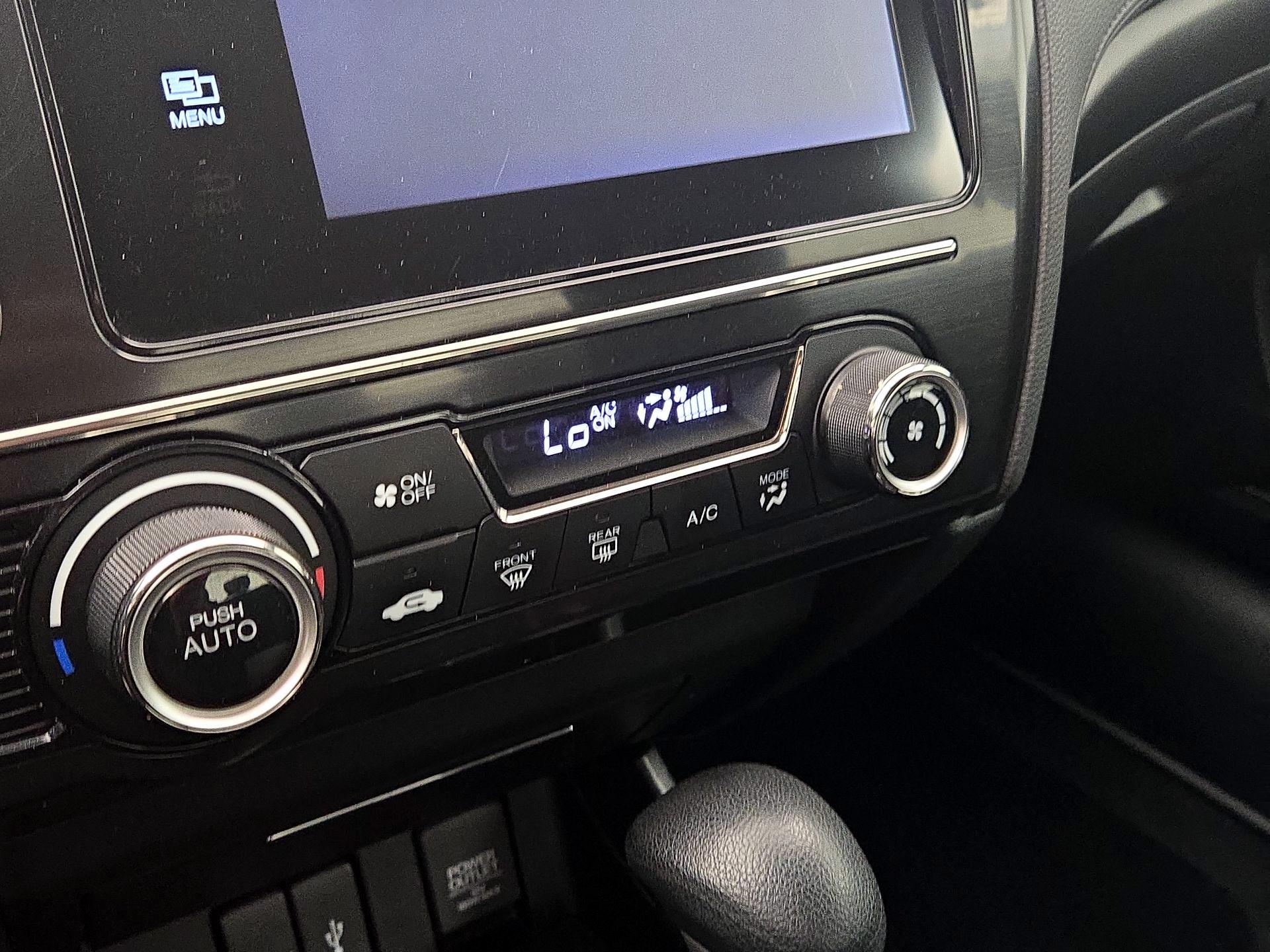 Thumbnail: 2015 Honda Civic - 15