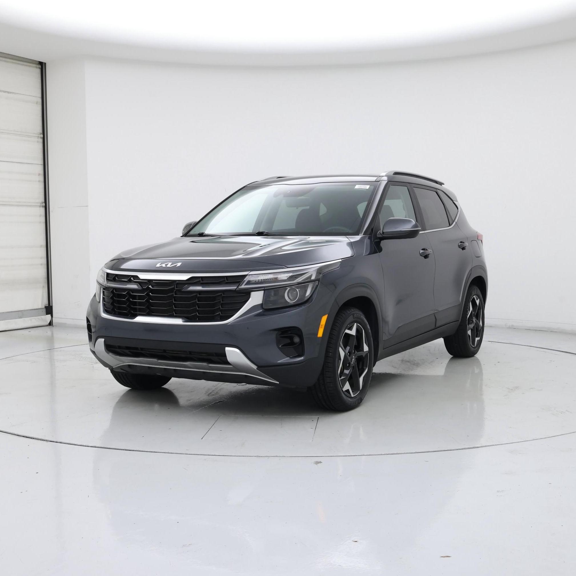 Thumbnail: 2024 Kia Seltos - 4