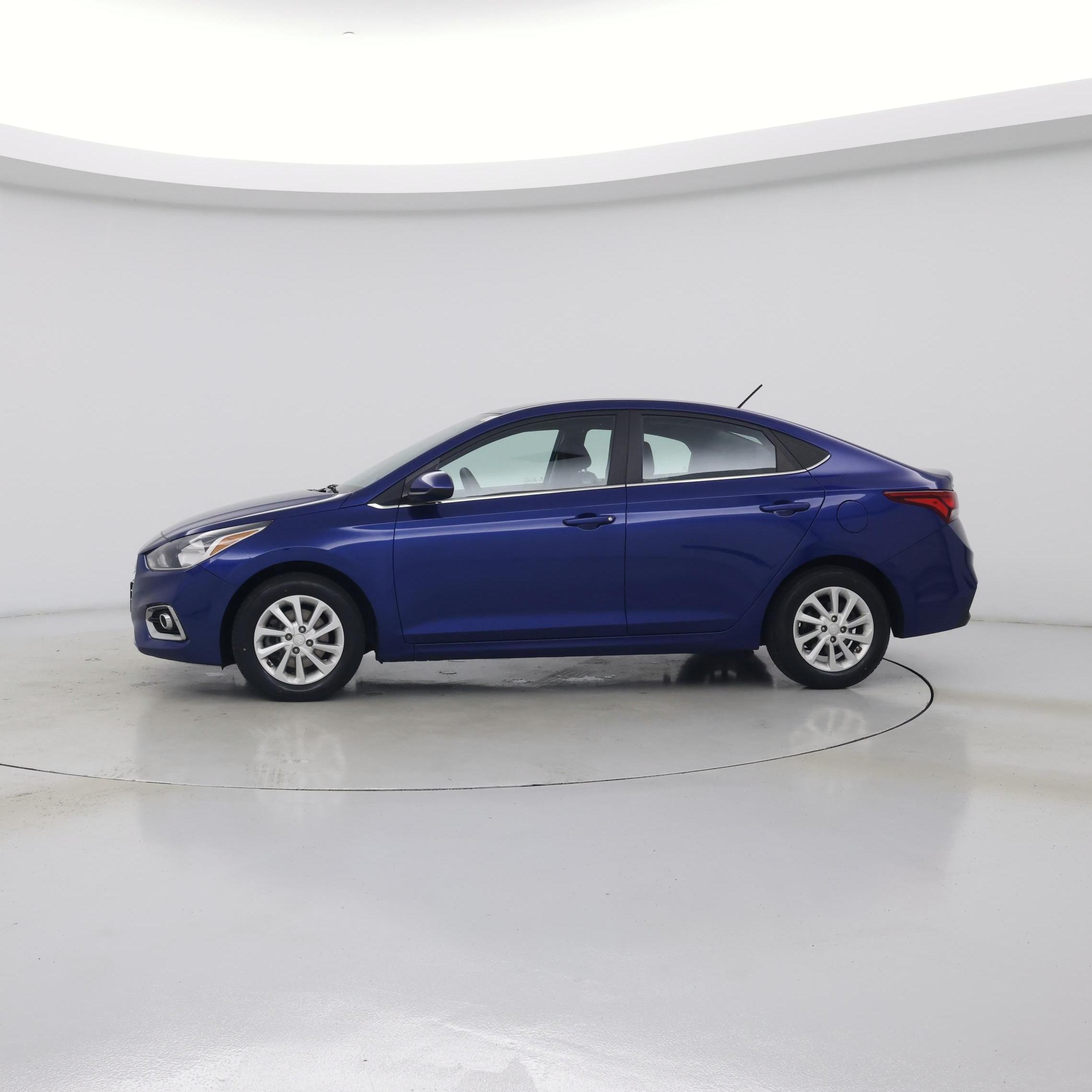 Thumbnail: 2021 Hyundai Accent - 3