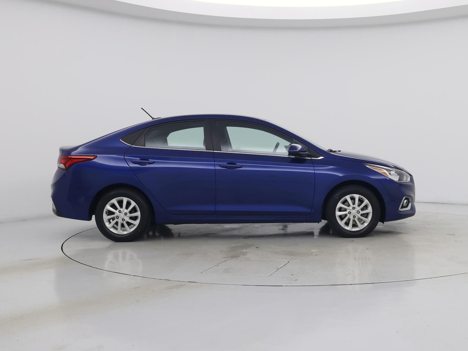 2021 Hyundai Accent SEL - Photo 8