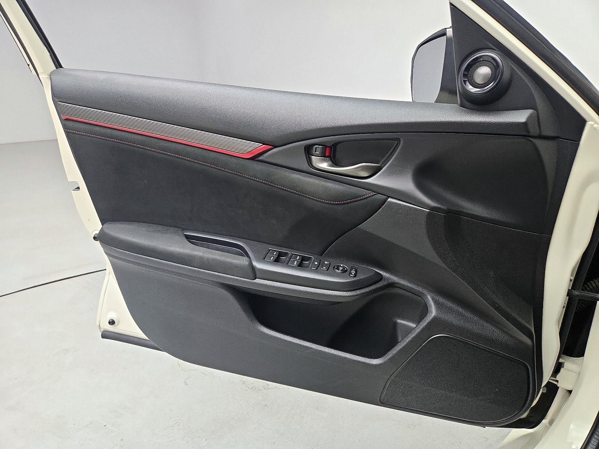 Thumbnail: 2018 Honda Civic - 12
