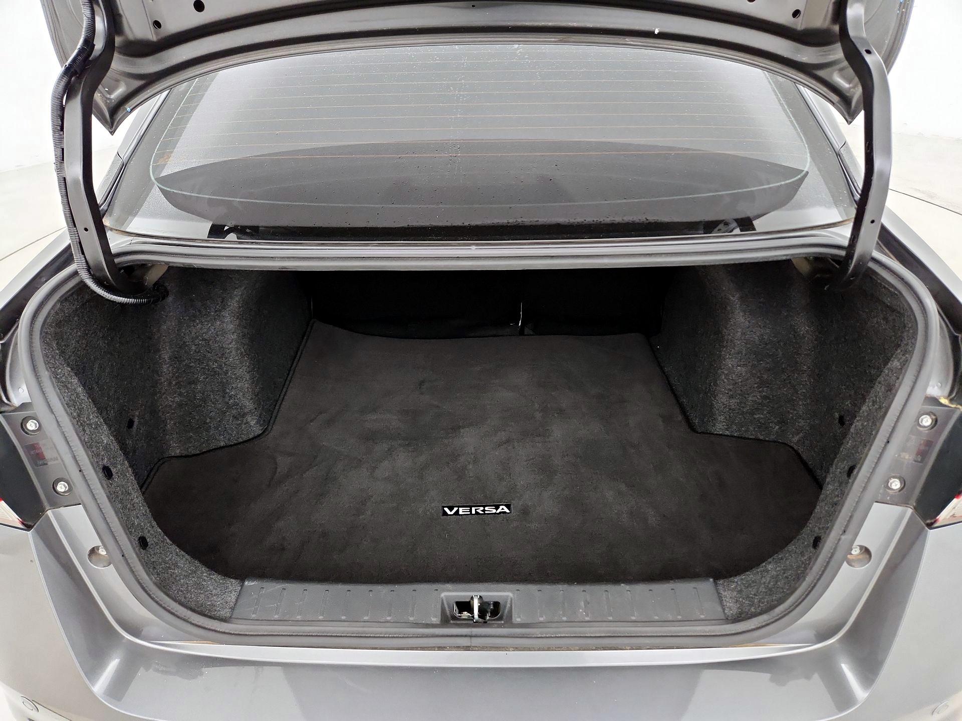 Thumbnail: 2020 Nissan Versa - 19